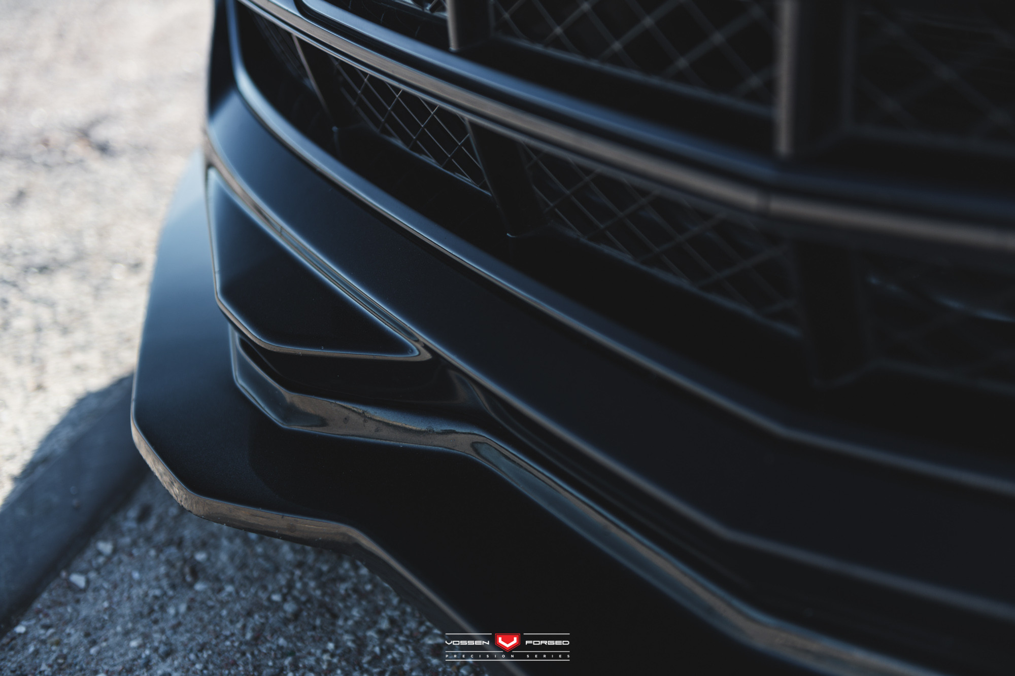 Front Bumper Splitter on Chevy Corvette C7 - Photo by Vossen
