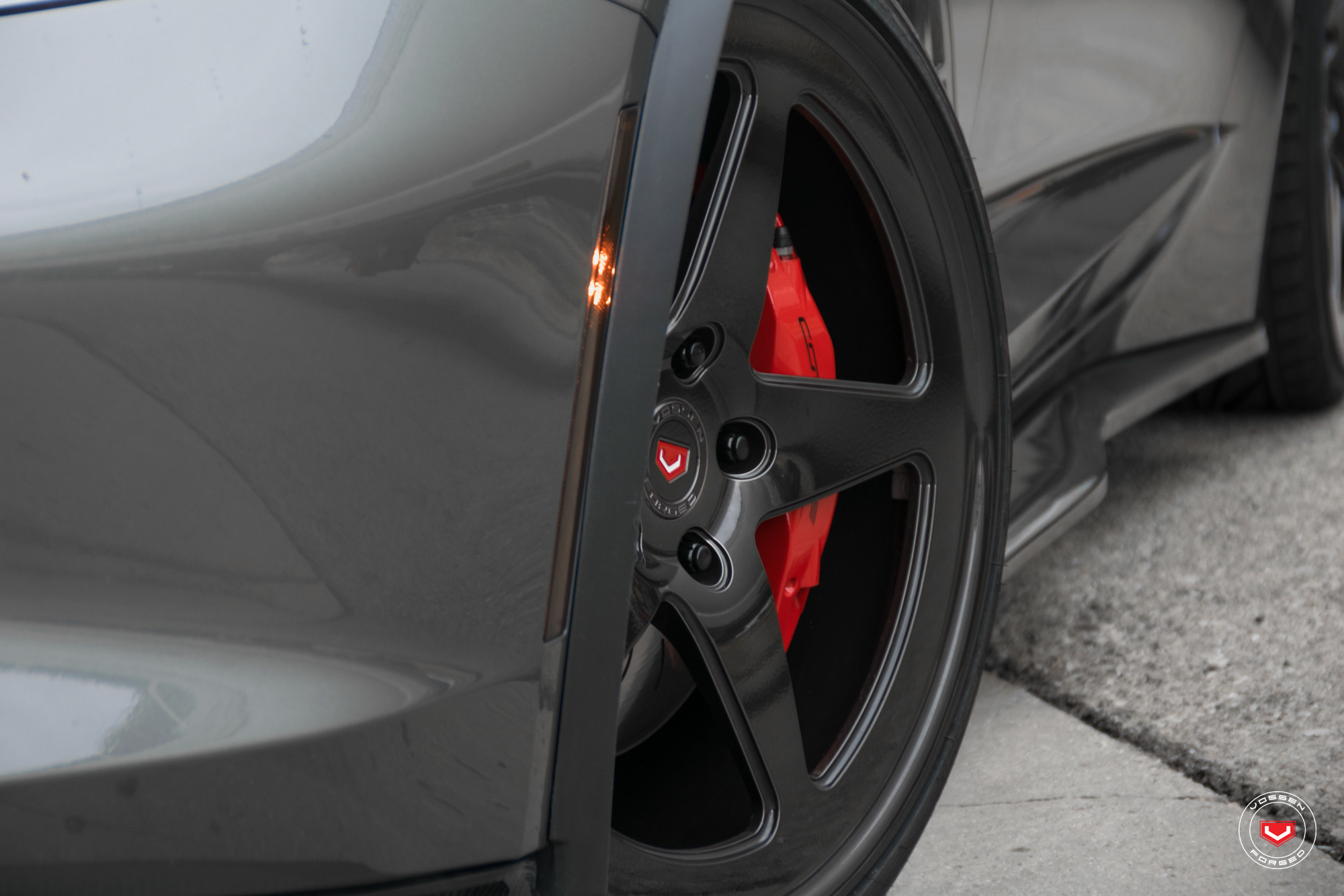20 Inch LC Vossen Rims with Red Brakes on Chevy Corvette - Photo by Vossen