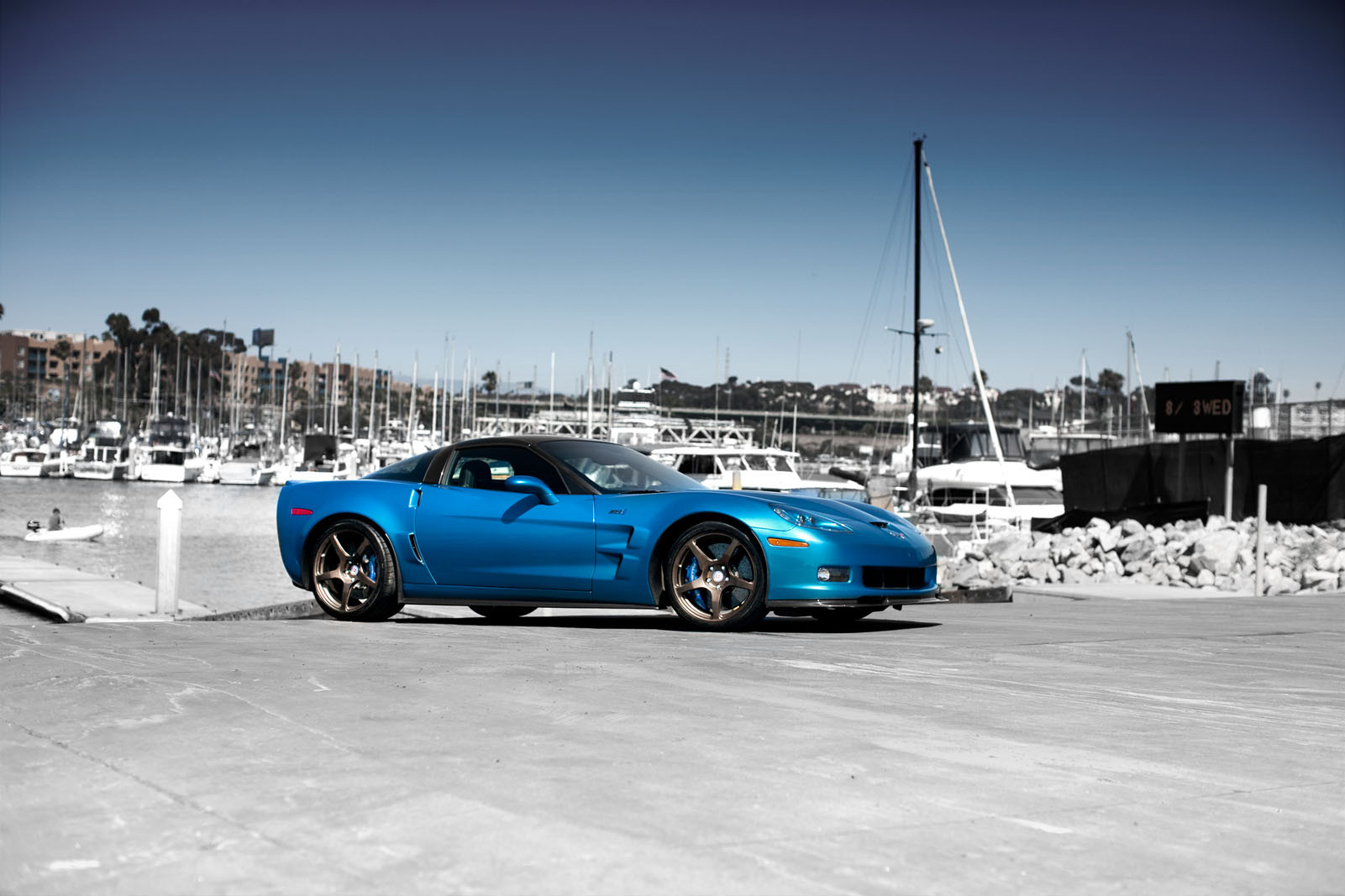 Custom Blue Chevy Corvette Side Scoops - Photo by chevy corvette