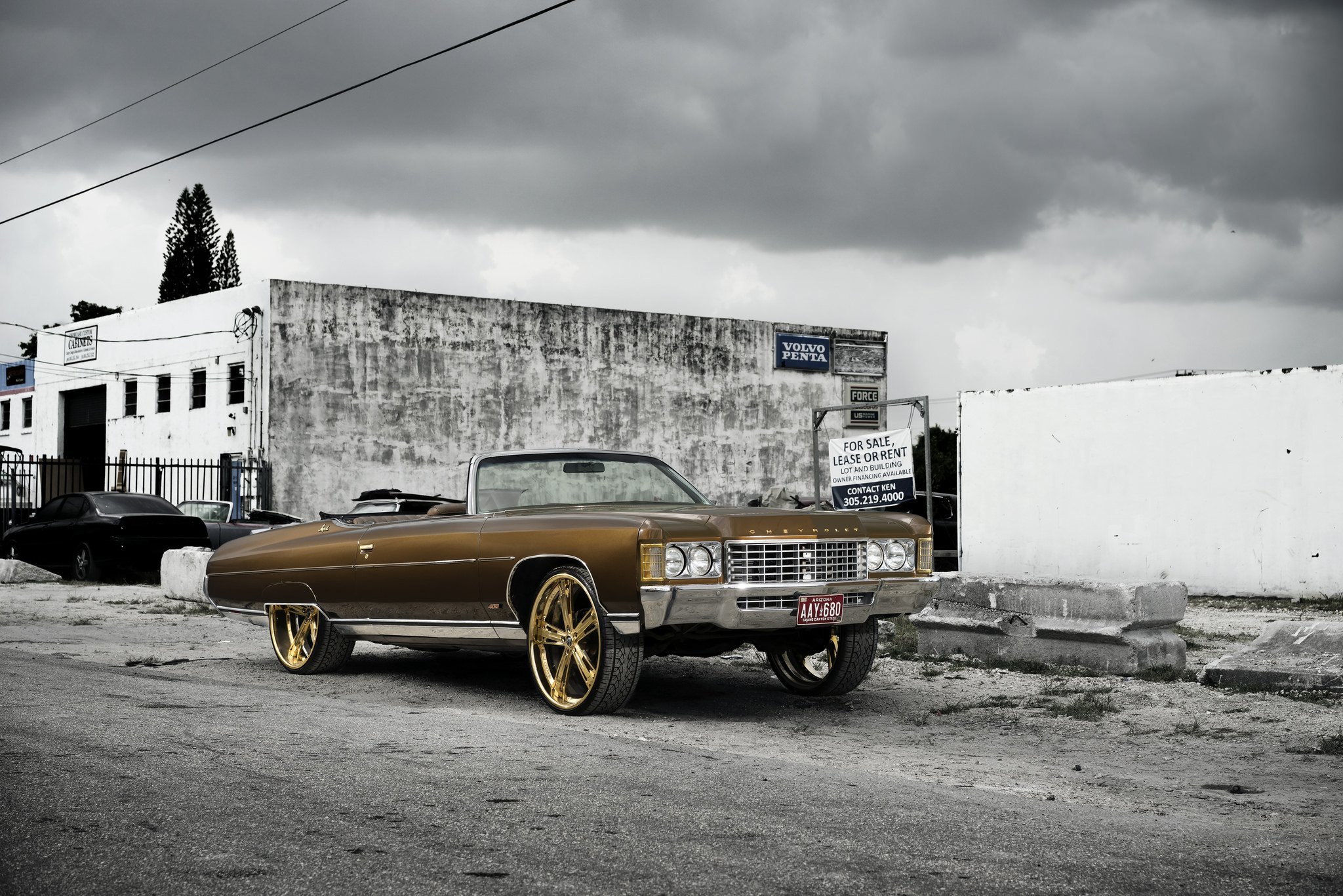 Donk Chevy Impala on DUB Wheels | CARiD.com Gallery, image size:2048x1367