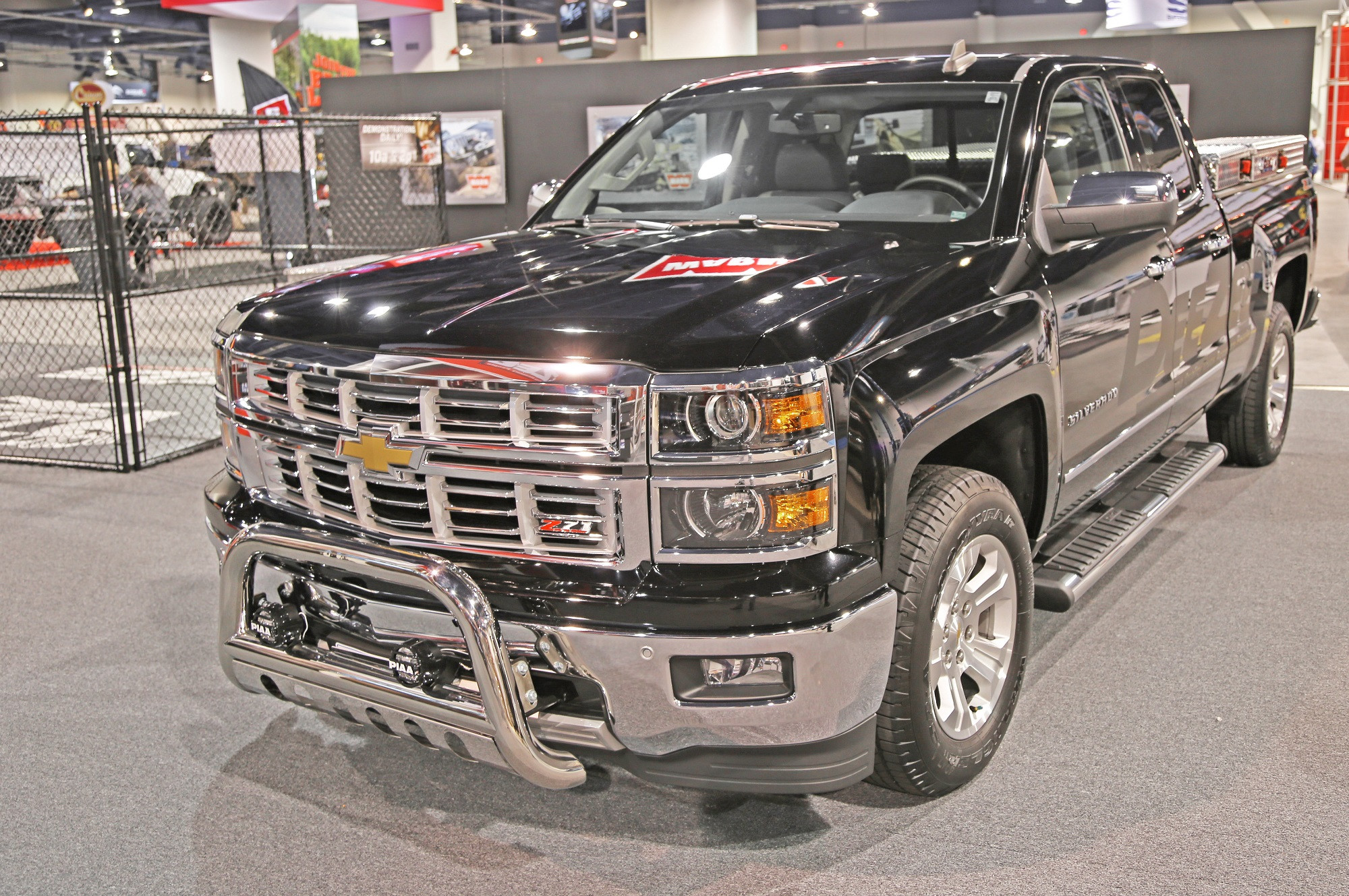 DeeZee Diamond Thread Tool Boxes on Silverado Work Truck - Photo by Dee Zee
