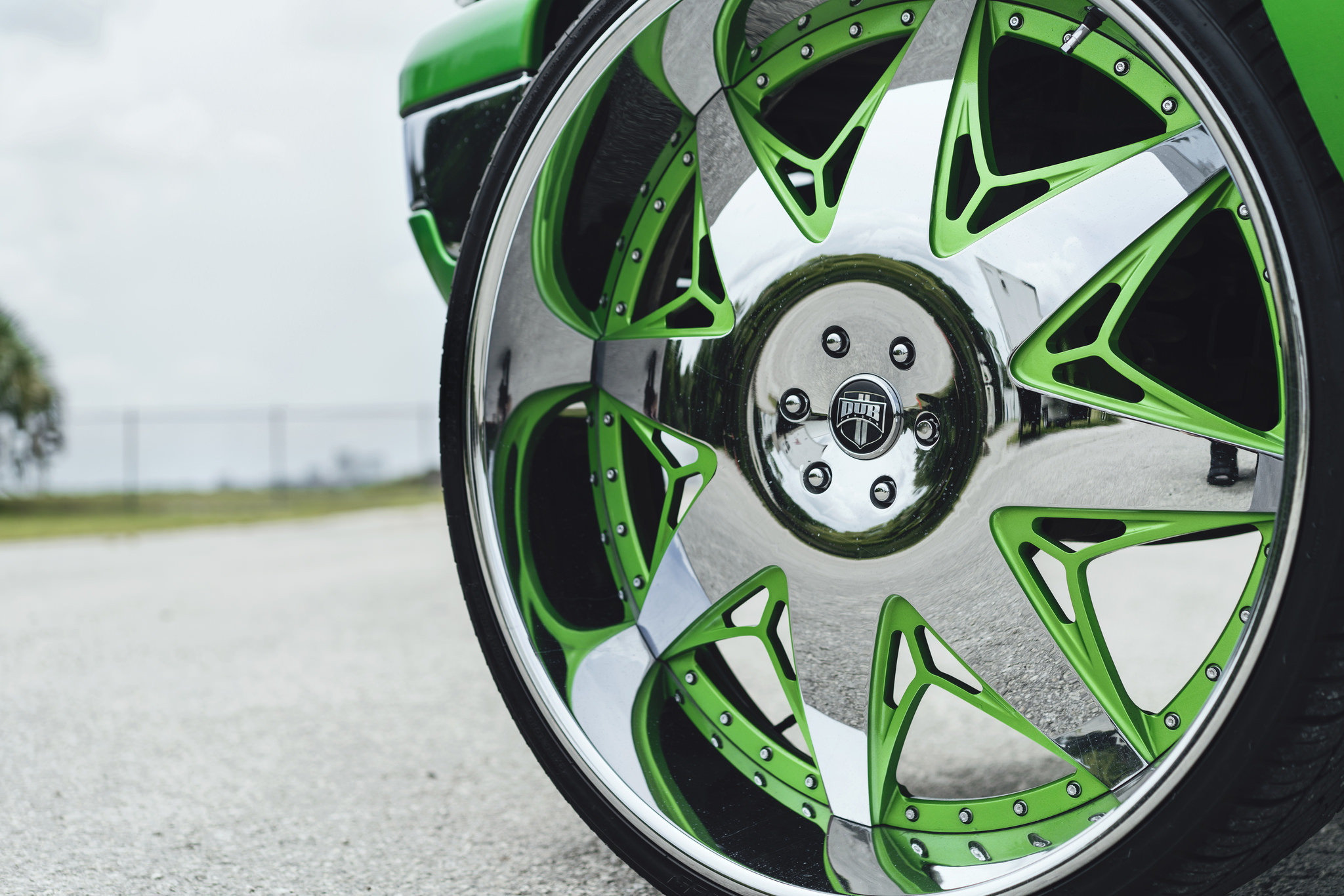 32 Inch Chrome DUB Rims on Chevy Silverado - Photo by DUB