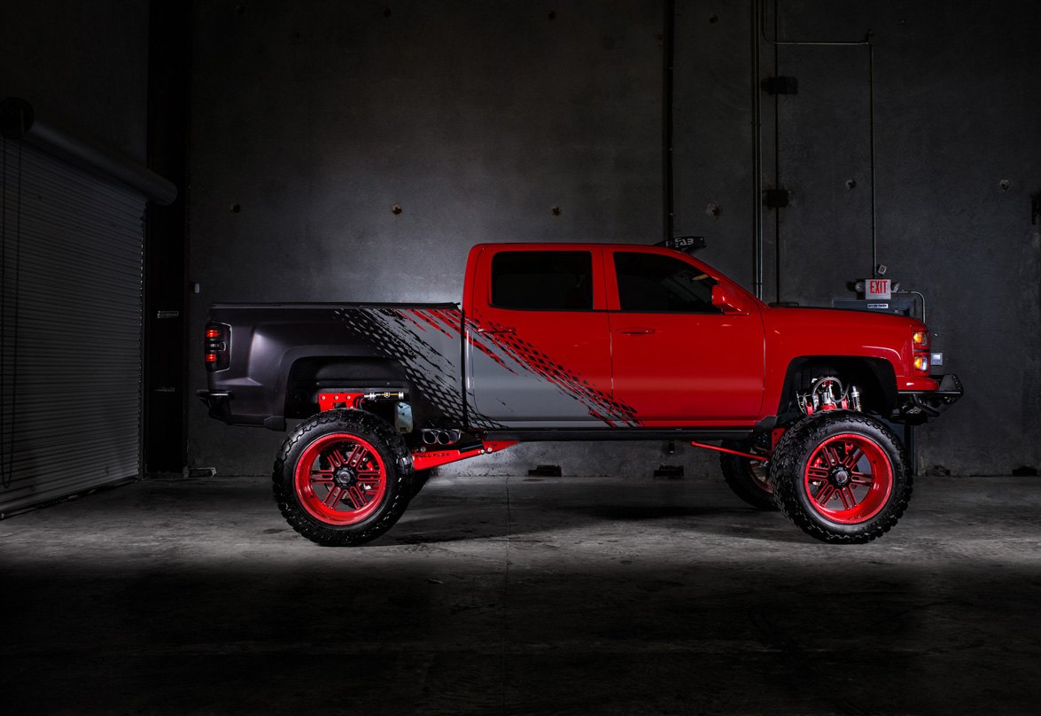 Пикаптюнинг комсомольская ул 23 ногинск фото Robbie Bryant's Insane Lifted Chevy Silverado HD - CARiD.com Gallery