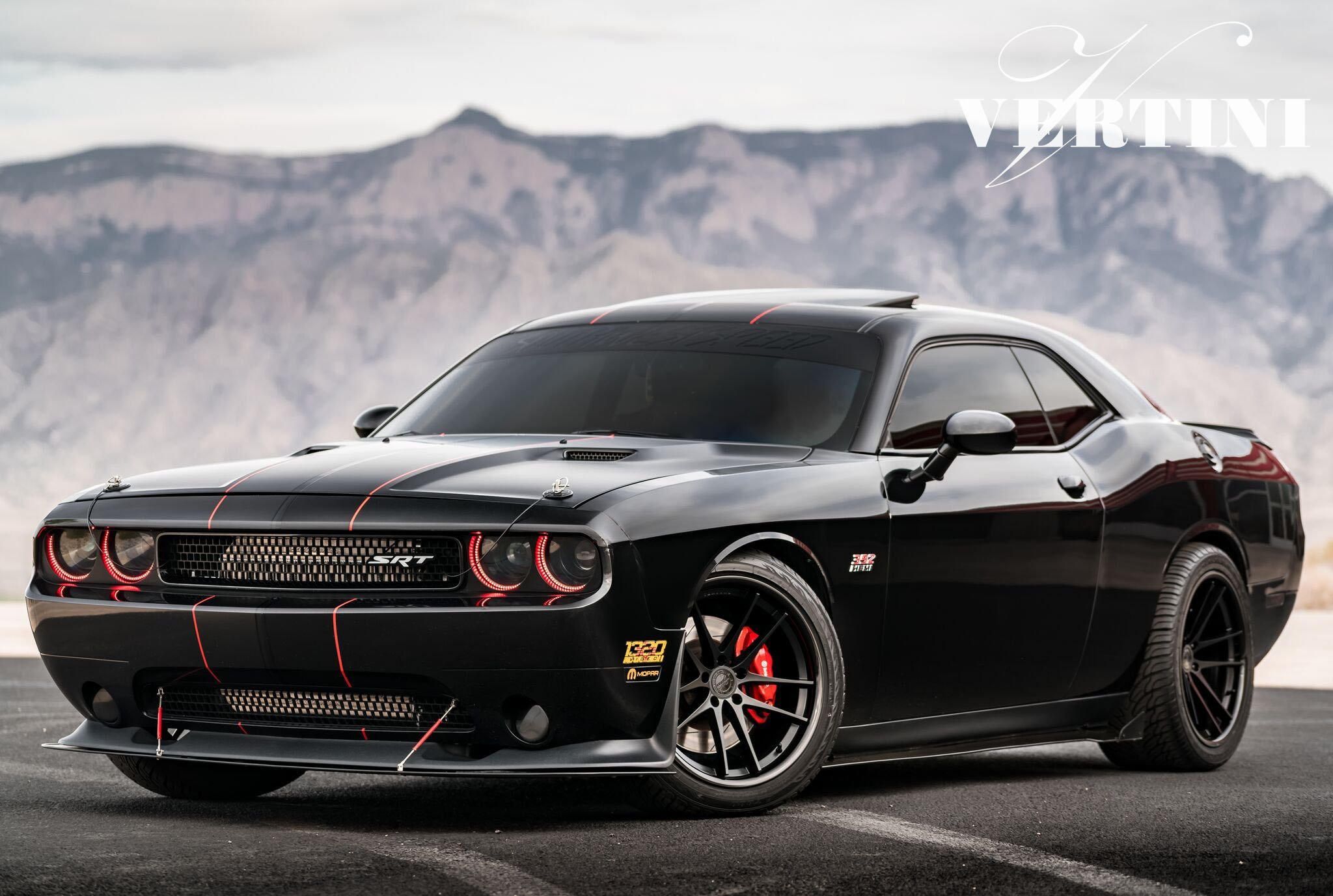 Дочь челленджер. Додж Челленджер. Dodge Challenger srt8. Додж Чарджер СРТ демон. Додж СРТ Челленджер демон 2010.