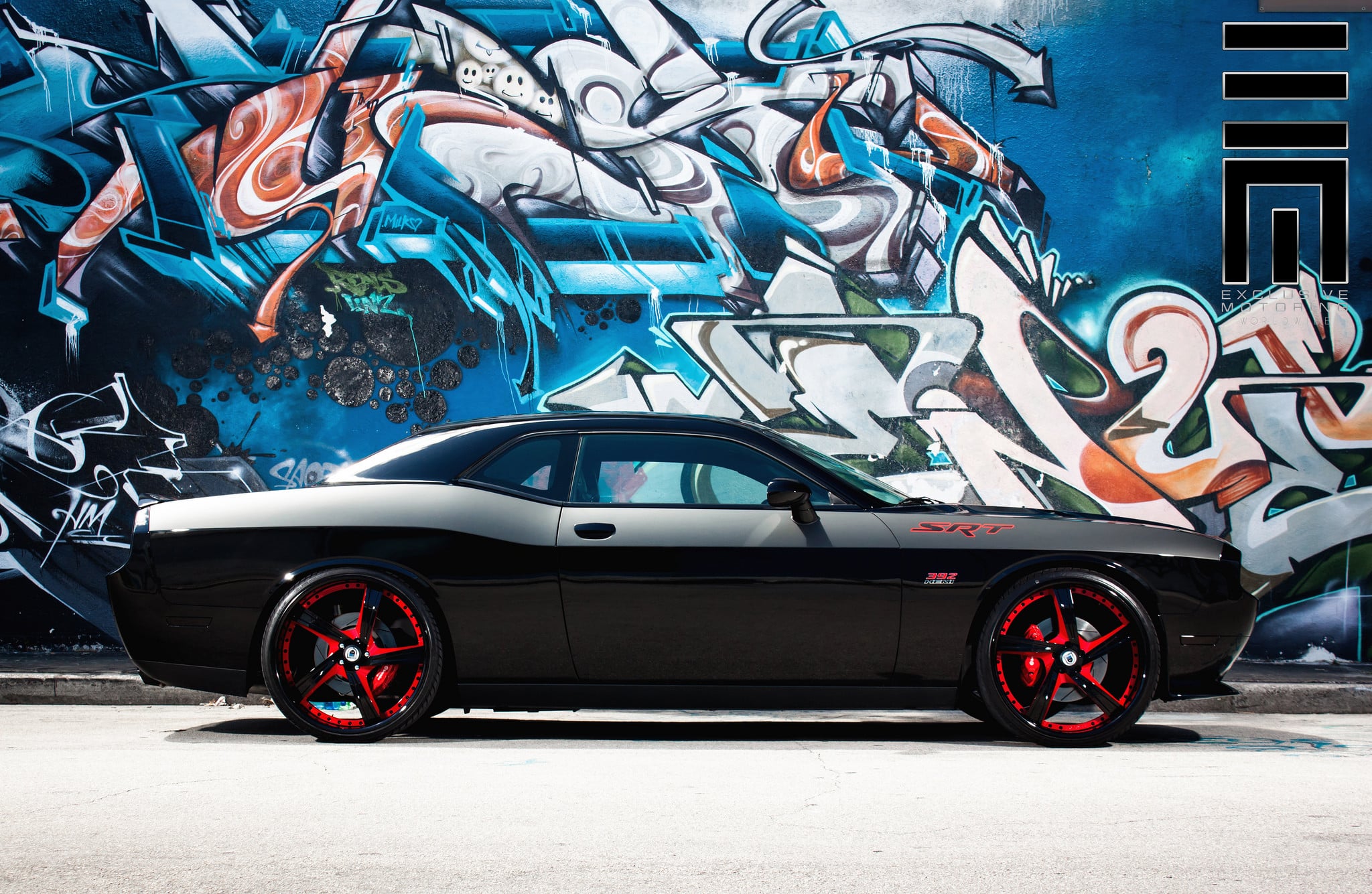 Stylish Challenger SRT on 5 spoke Asanti Wheels - Photo by Exclusive Motoring