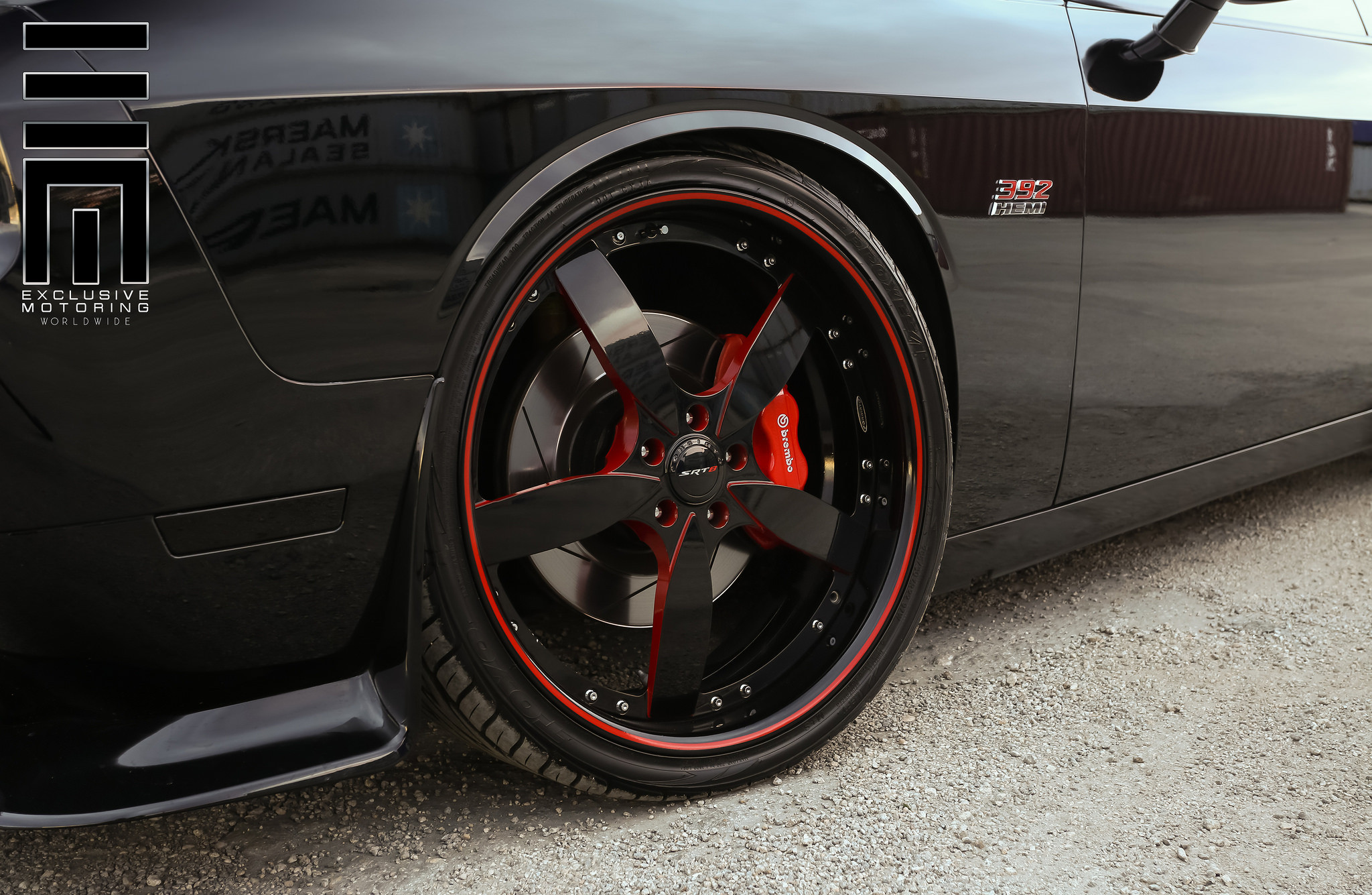 Black Wheels with red caliper on Challenger - Photo by Exclusive Motoring