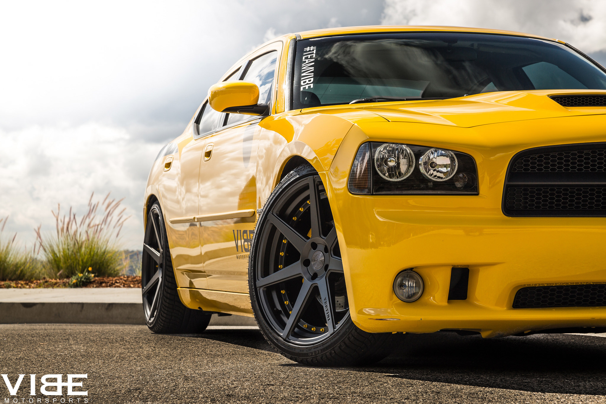 Yellow Charger on Black Vertini Custom Wheels - Photo by Vibe Motorsports
