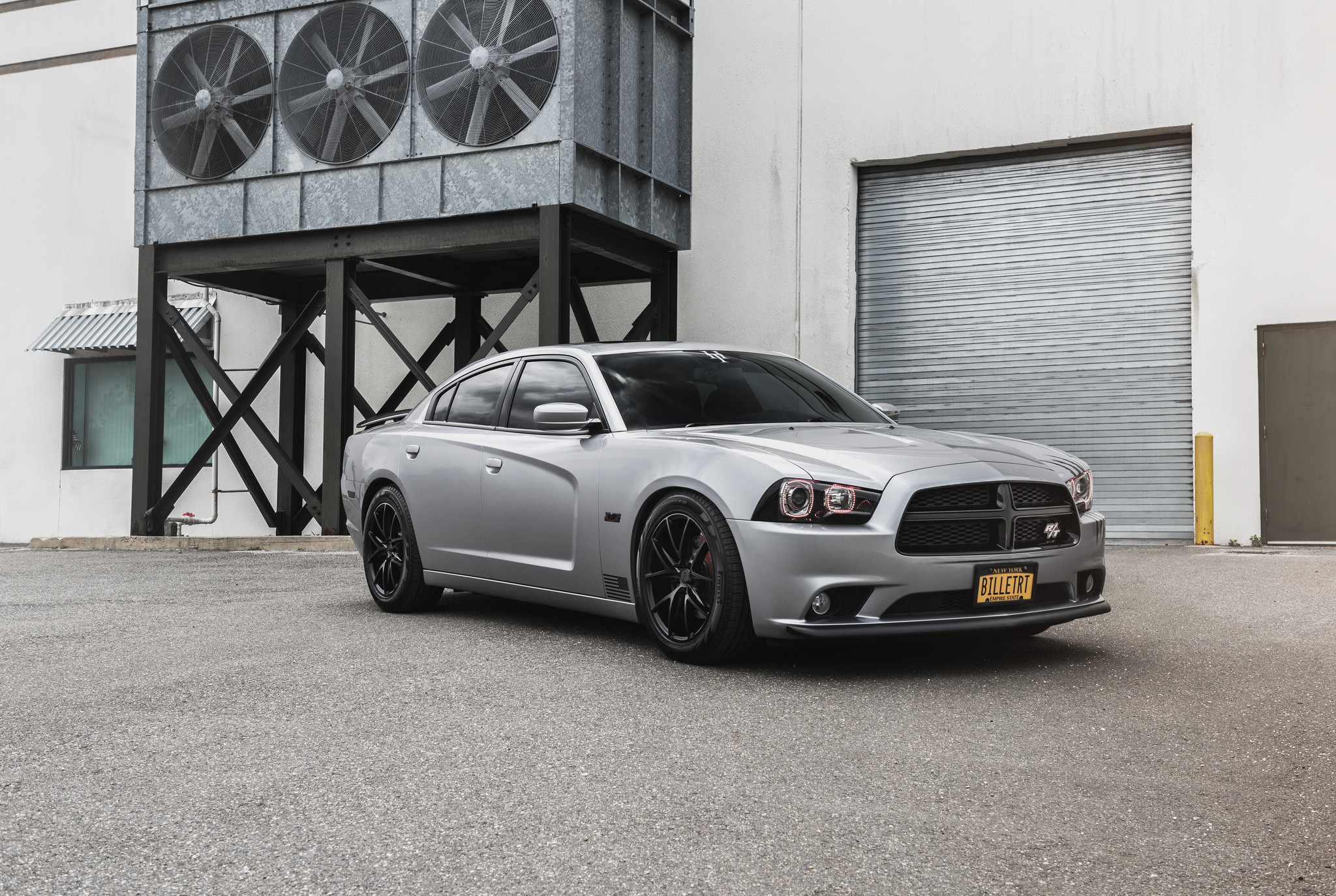 Dodge Charger R/T Modern Muscle Car - Photo by Niche