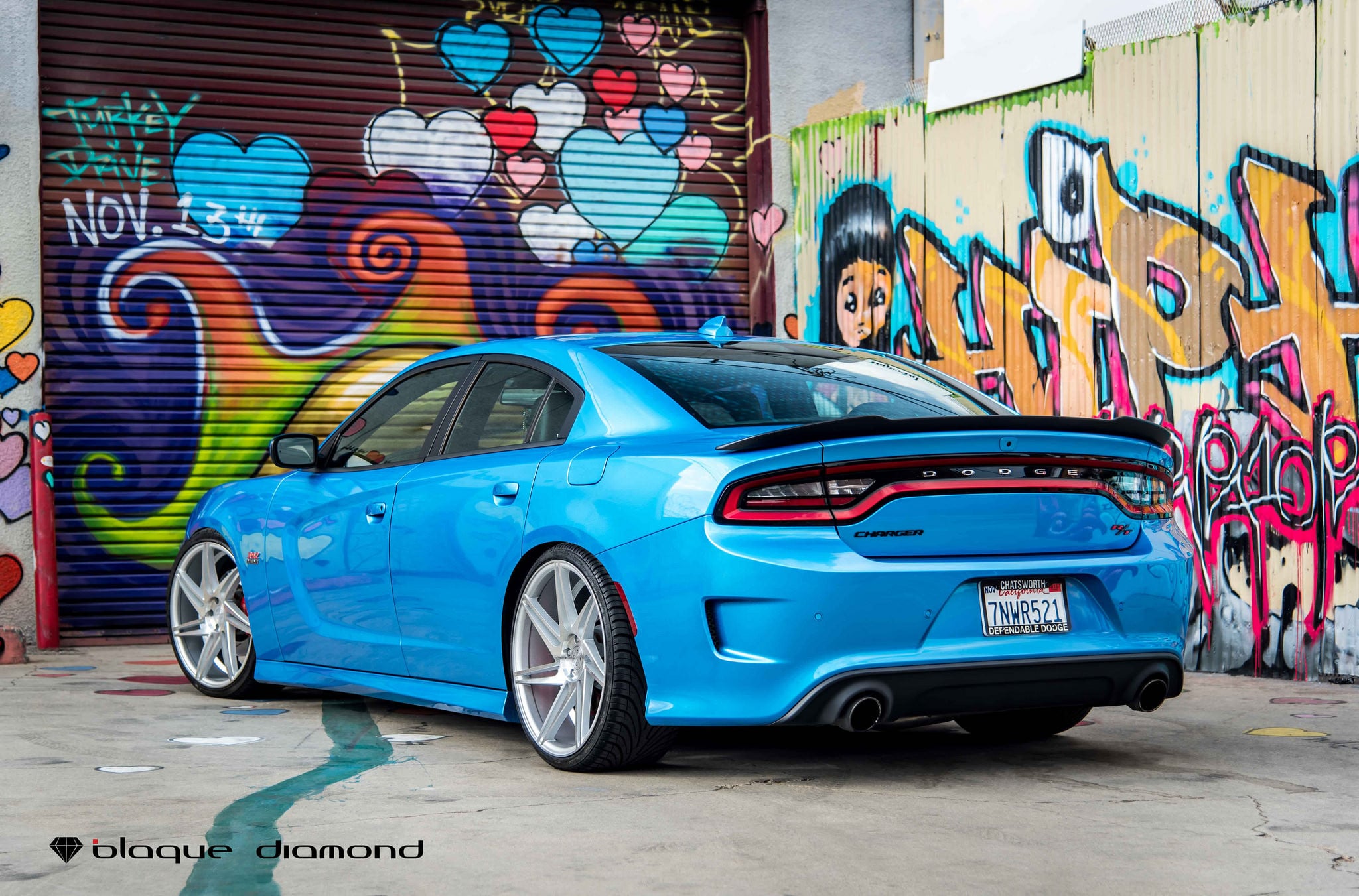 Dodge Charger R/T on Custom Wheels - Photo by Black Diamond