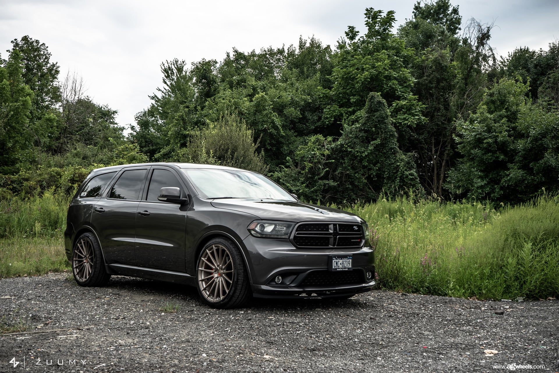 Dodge Durango R/T Black Grille - Photo by Avant Garde