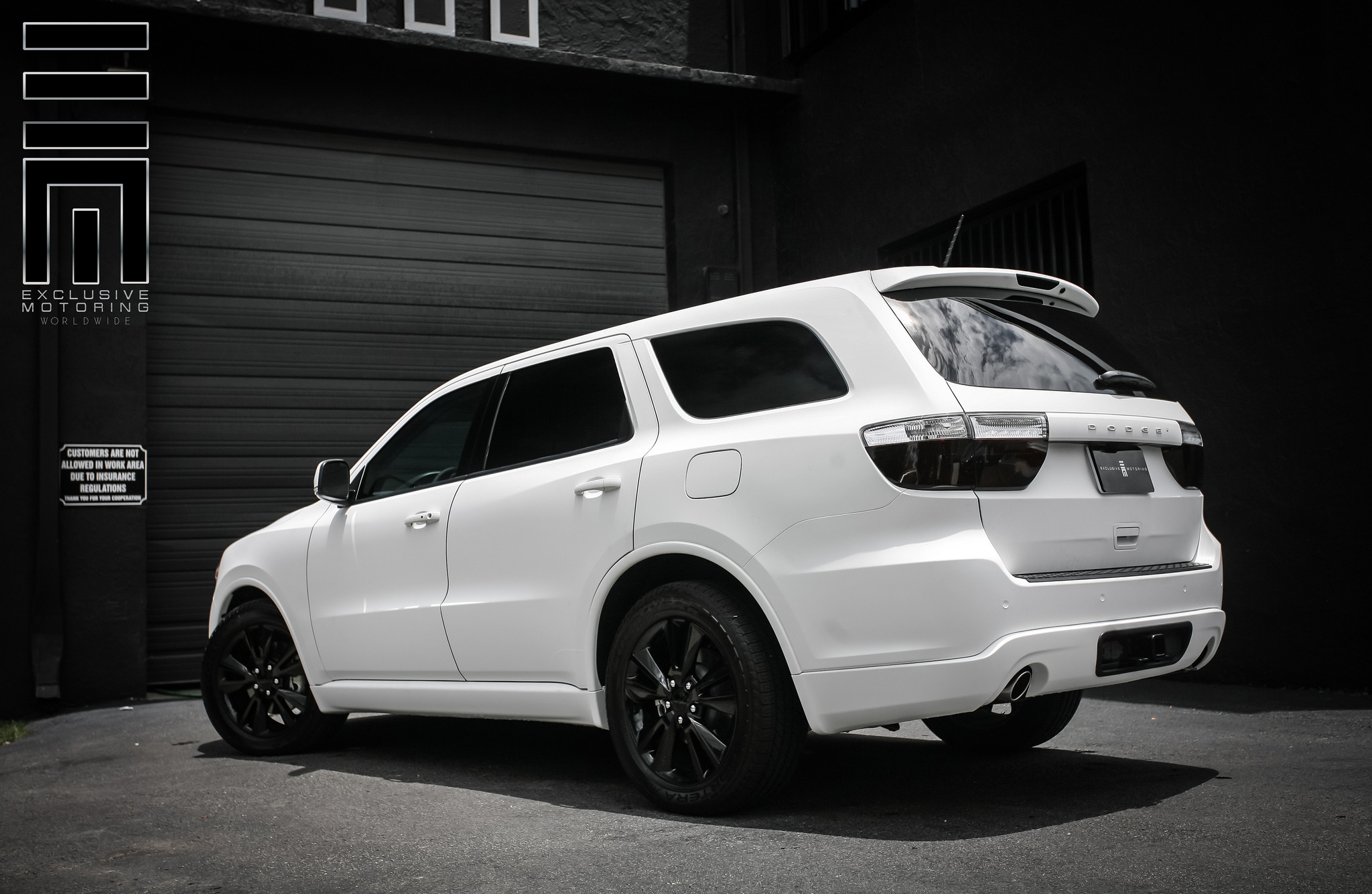 Dodge Durango R/T Spoiler - Photo by Exclusive Motoring