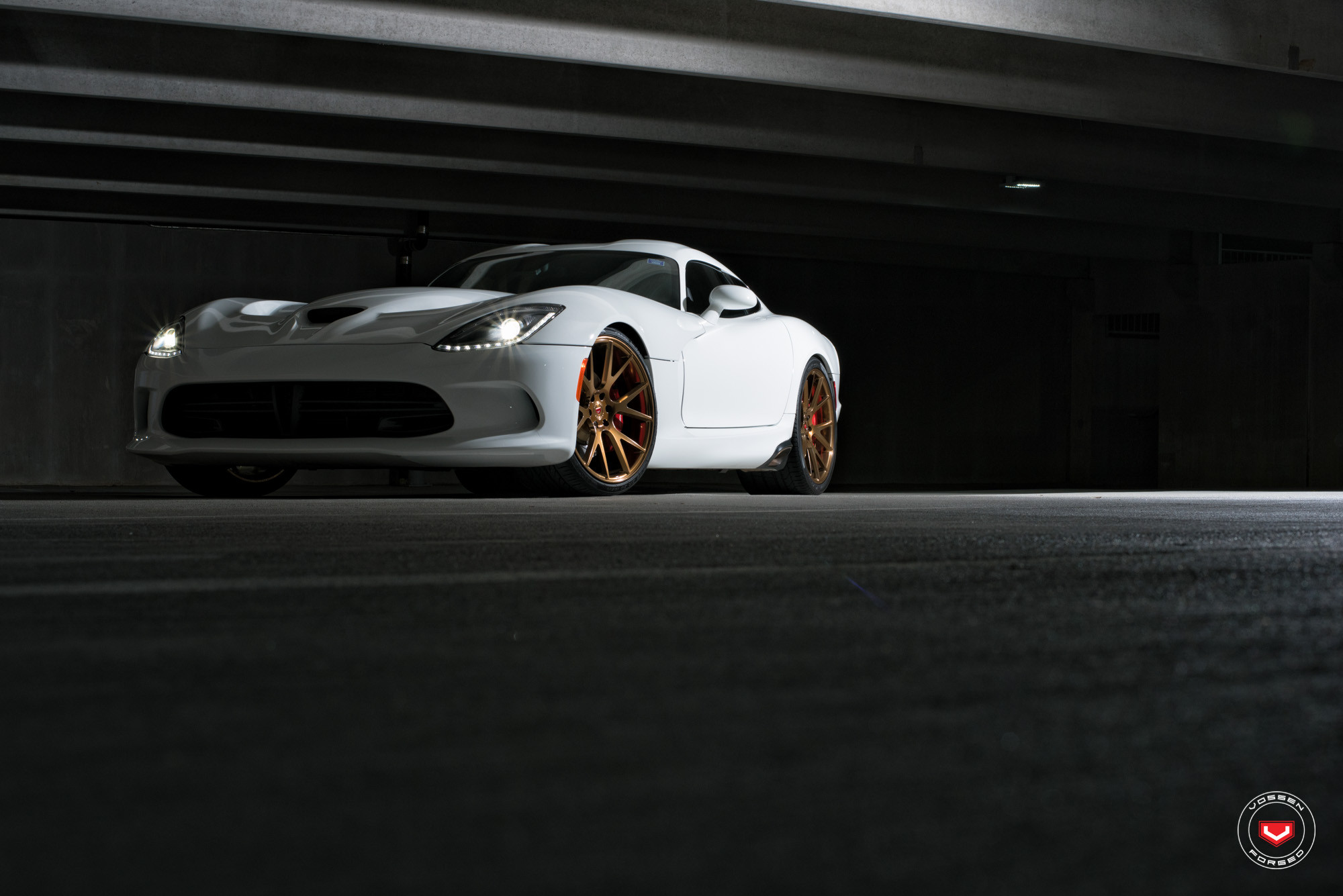 Dodge Viper Stance - Photo by Vossen