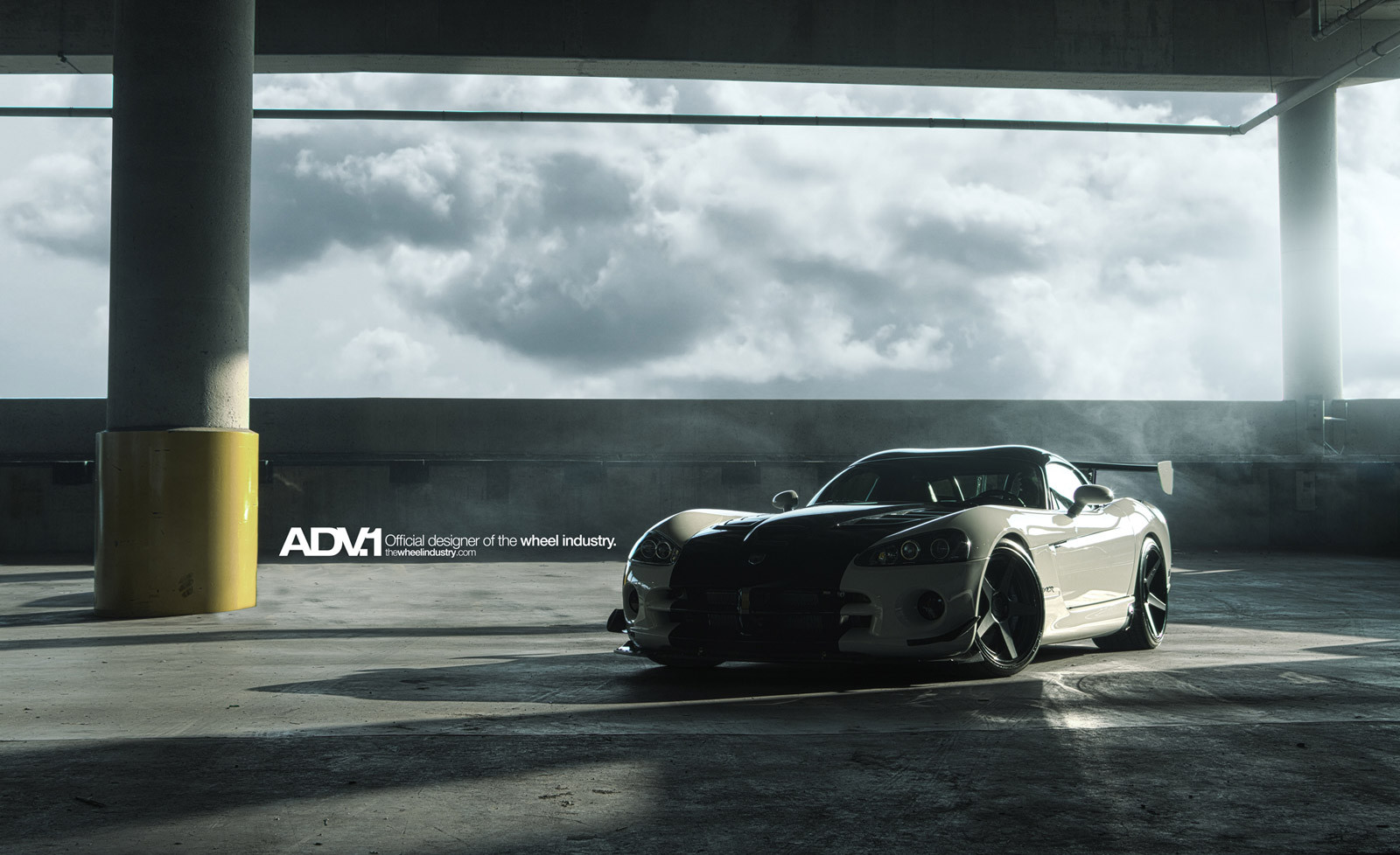 Aftermarket Front Bumper on Dodge Viper - Photo by ADV.1
