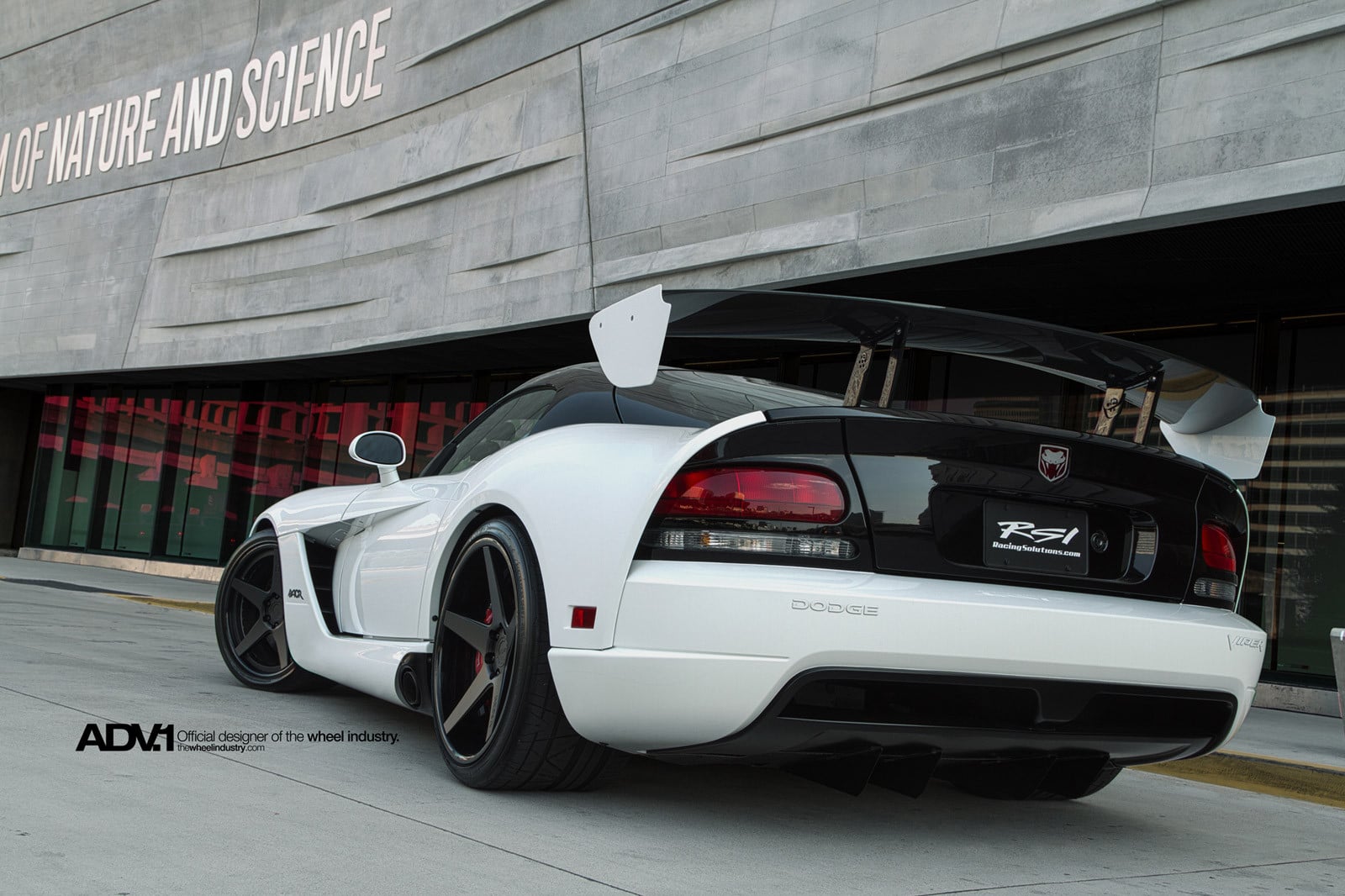 Custom Dodge Viper Rear Diffuser - Photo by ADV.1
