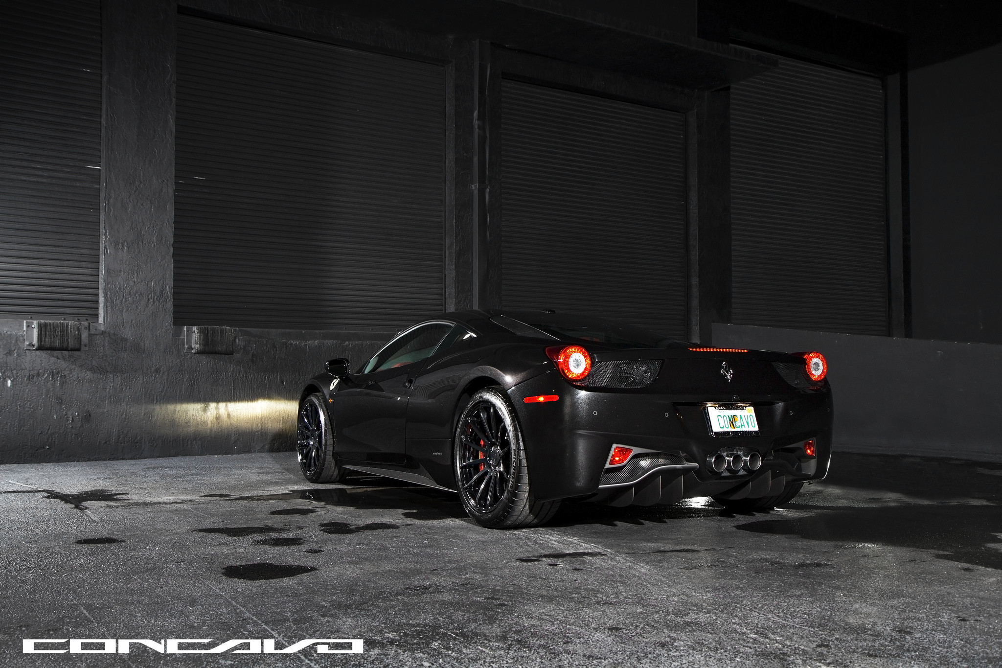 Concavo Custom Weels on Ferrari 458 - Photo by Concavo