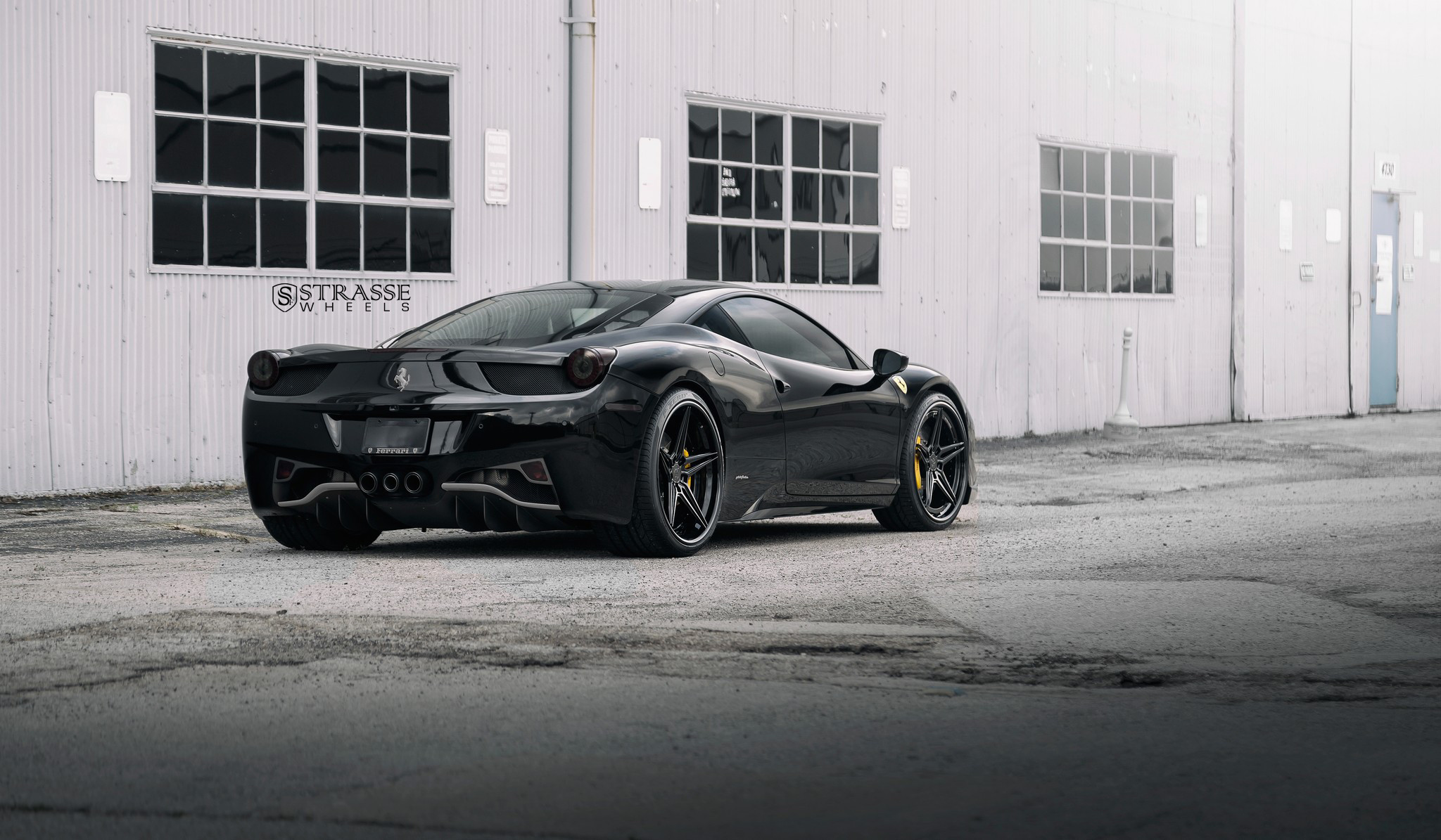 Dark Smoke Taillights on Black Ferrari 458 - Photo by Strasse Forged