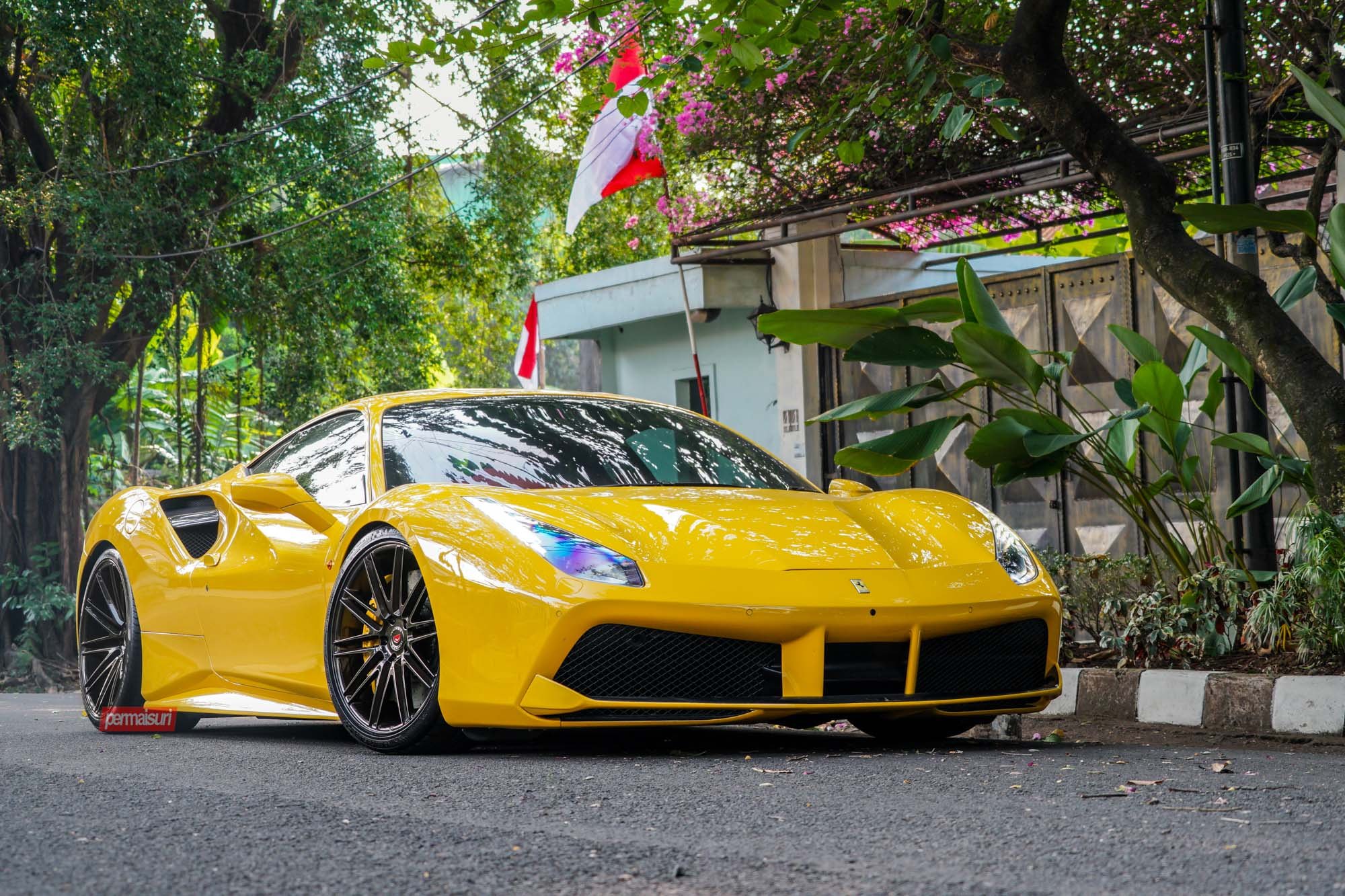 Ferrari Berlinetta Yellow 458