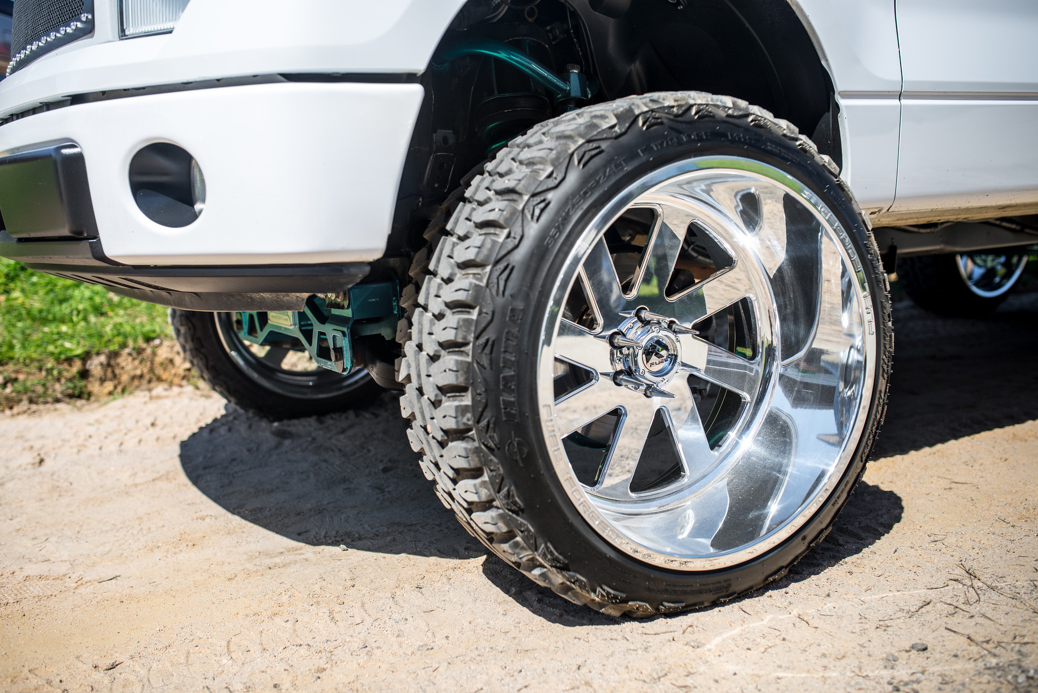 White Ford F-150 with Chrome Fuel Offroad Wheels - Photo by Fuel Offroad
