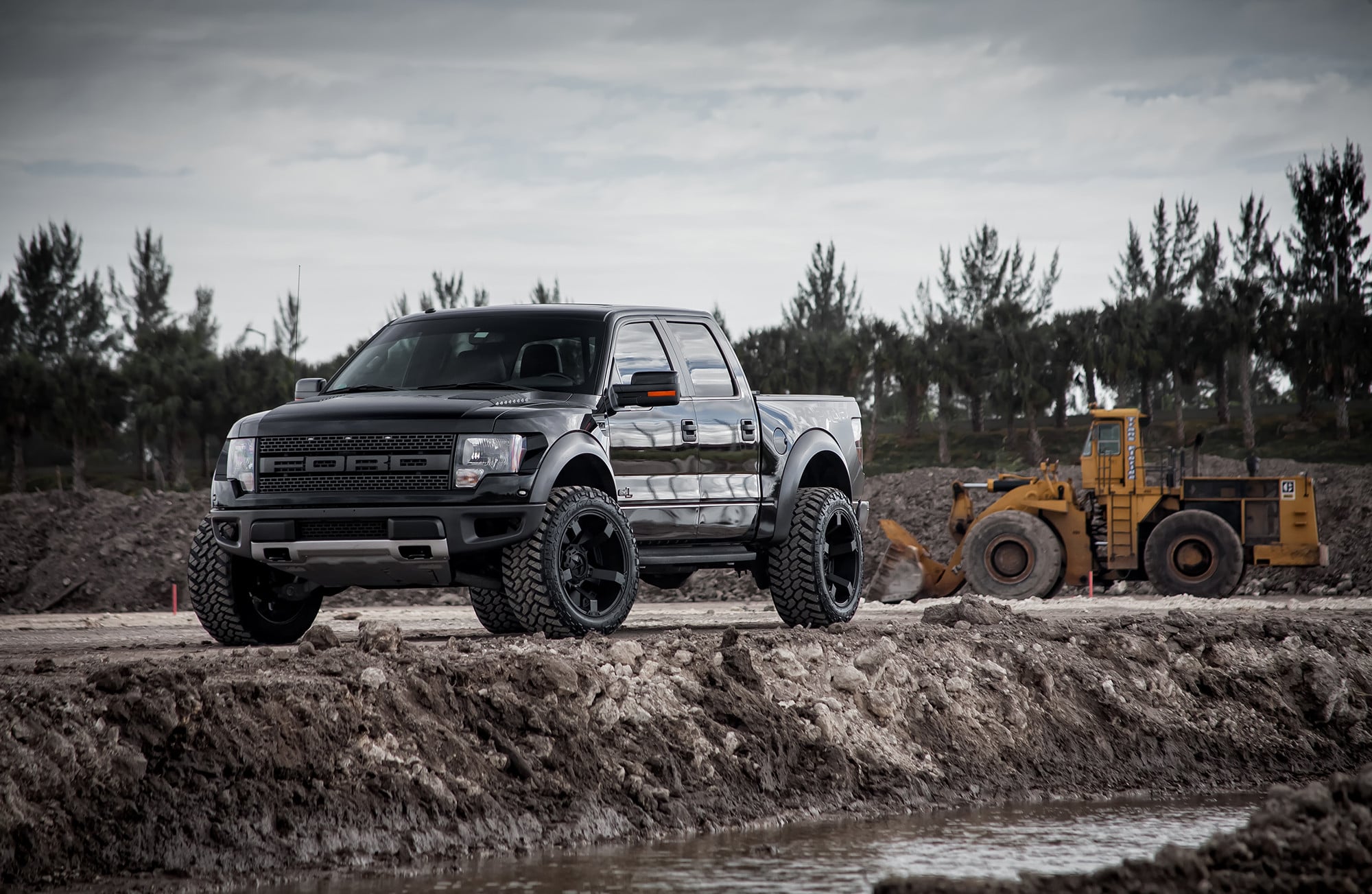 SVT Raptor with a Wide Stance on Deep Concave Off-road Rims | CARiD.com ...