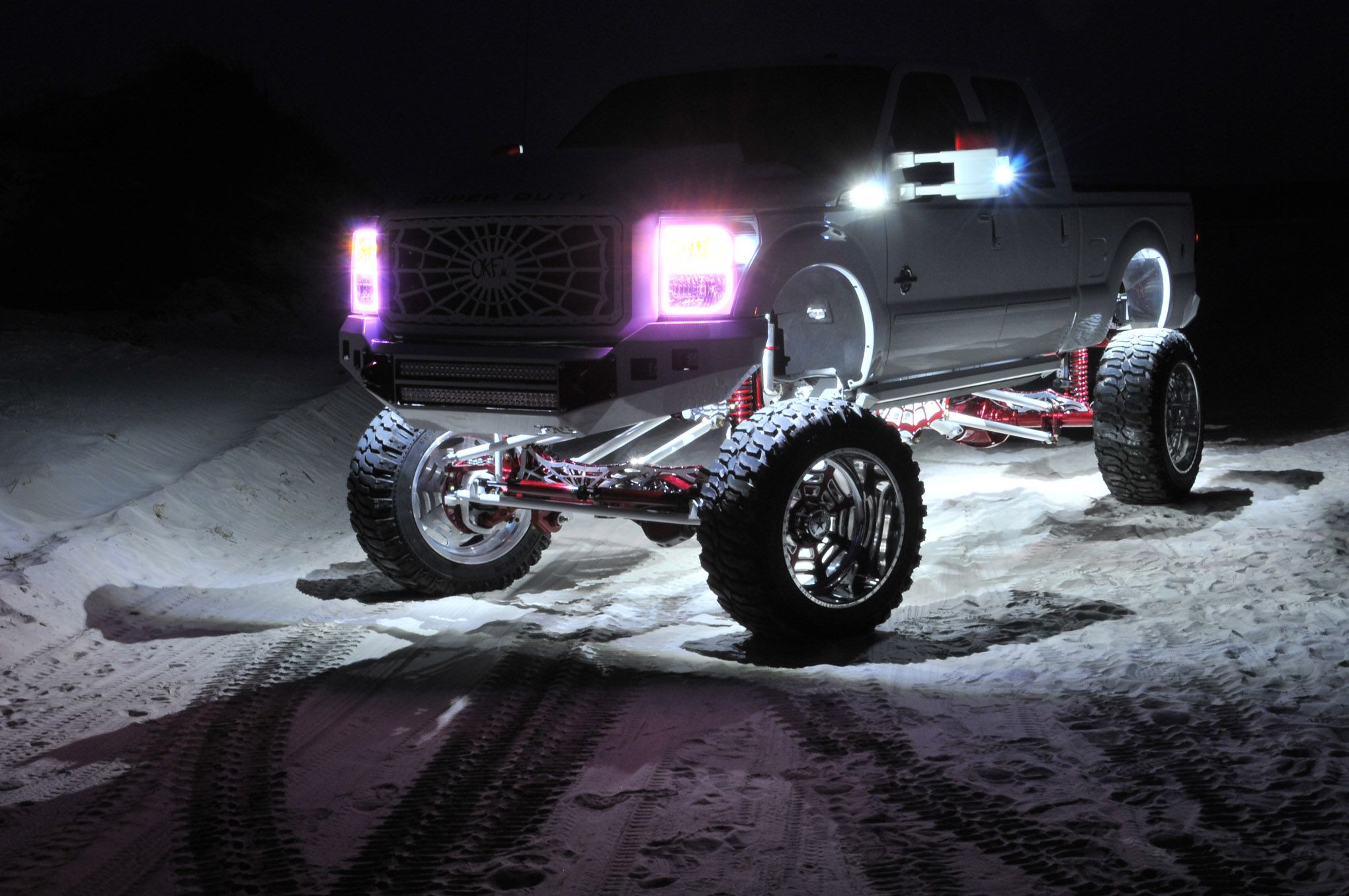 Underbody Lighting LED Rock Lights on Ford Powerstroke - Photo by Joe Greeves