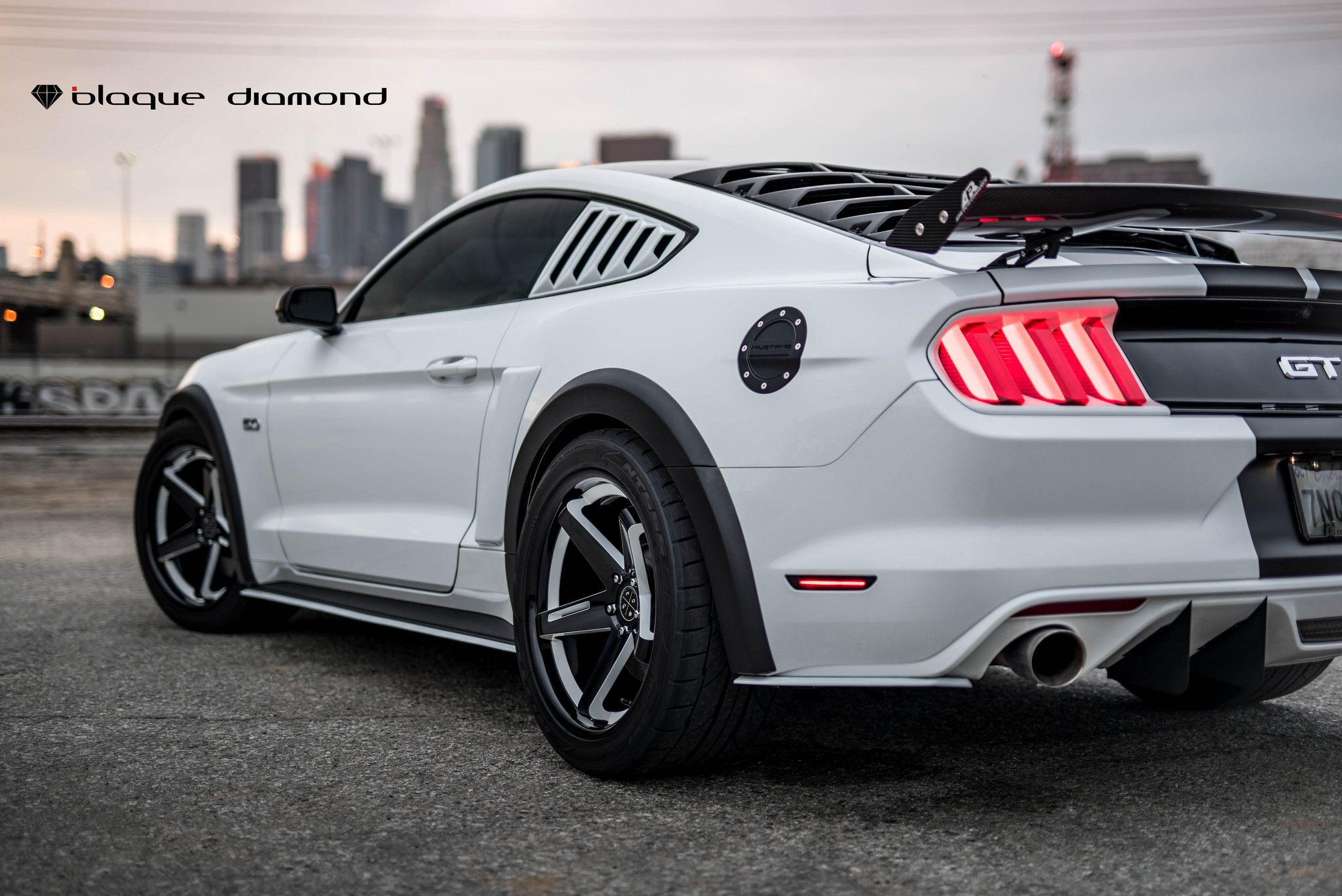 Ford Mustang GT Side Window Scoops - Photo by Black Diamond