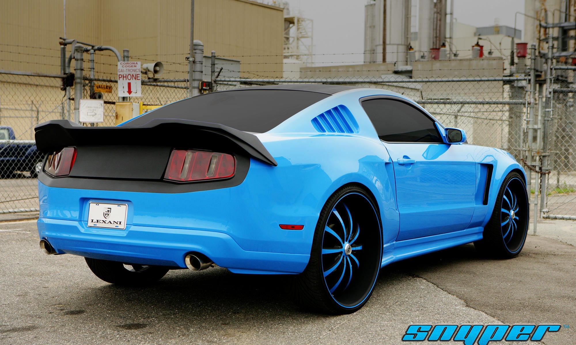Side Window Louvers on Ford Mustang - Photo by Lexani