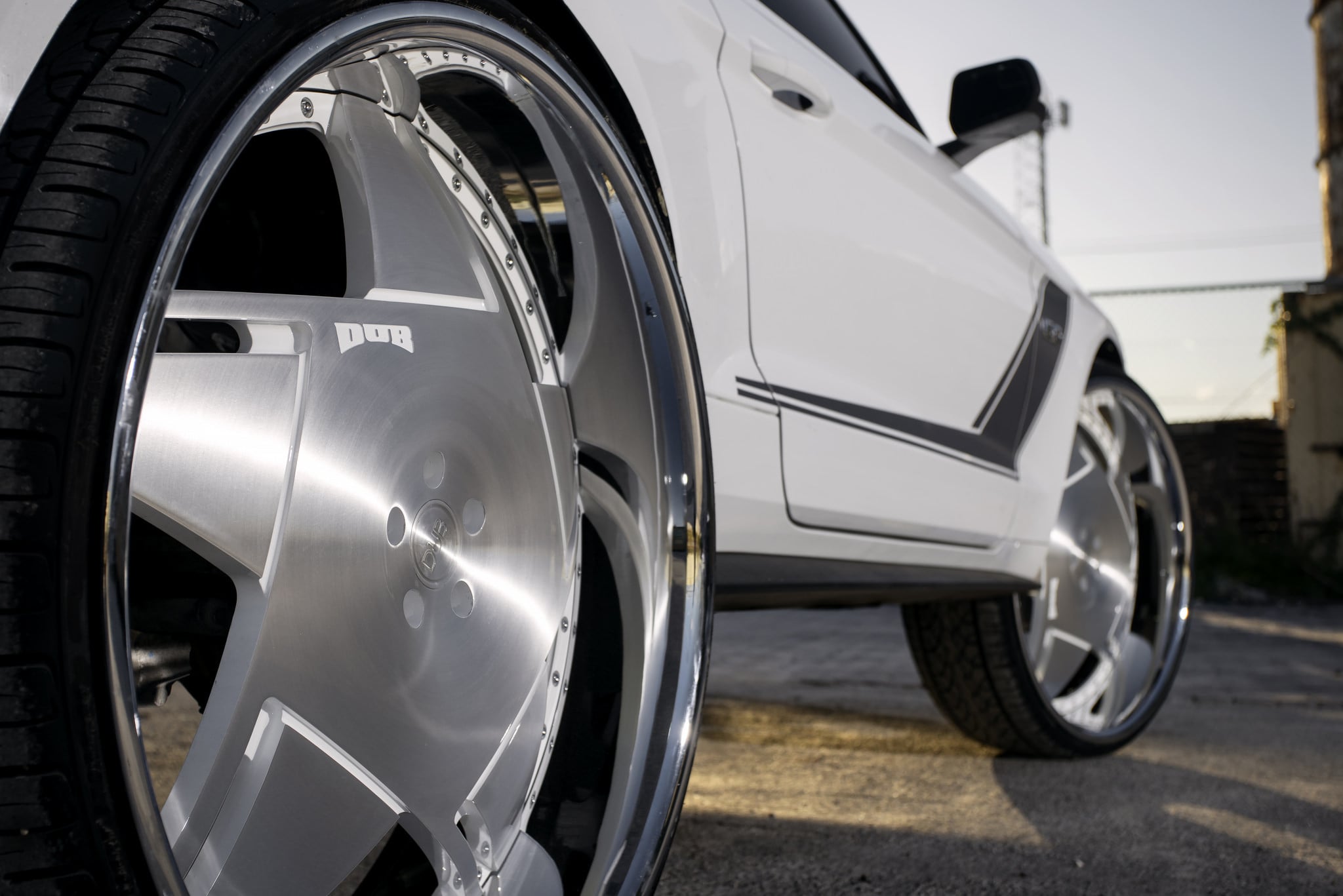 28 Inch DUB Rims with White Windows on Ford Mustang - Photo by DUB
