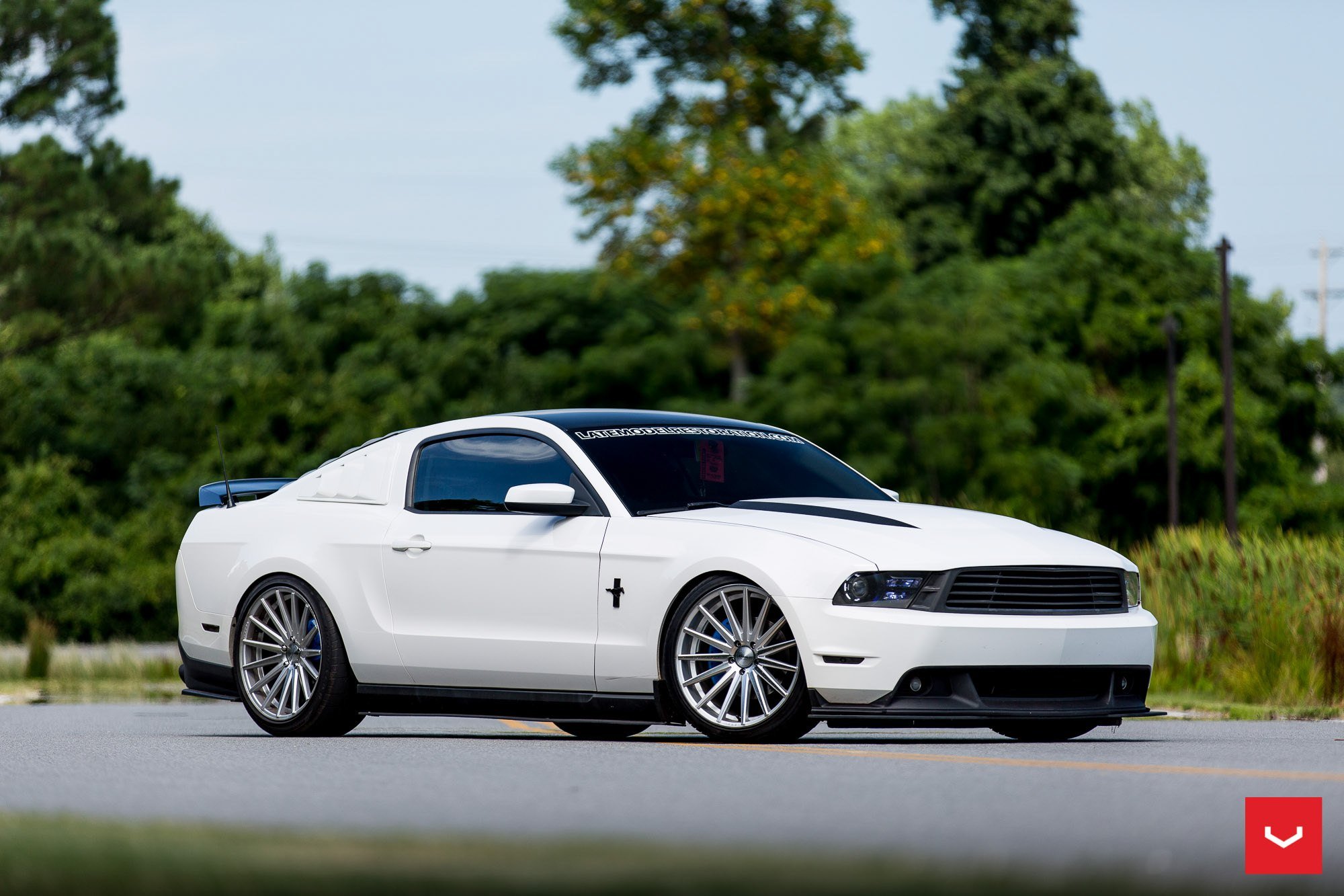 Ford Mustang White Custom