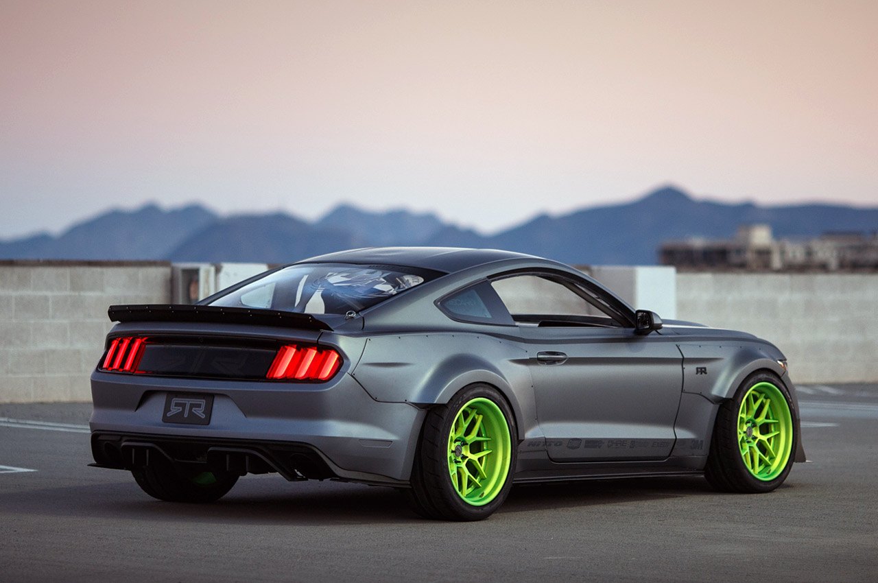 Ford Mustang gt дрифт