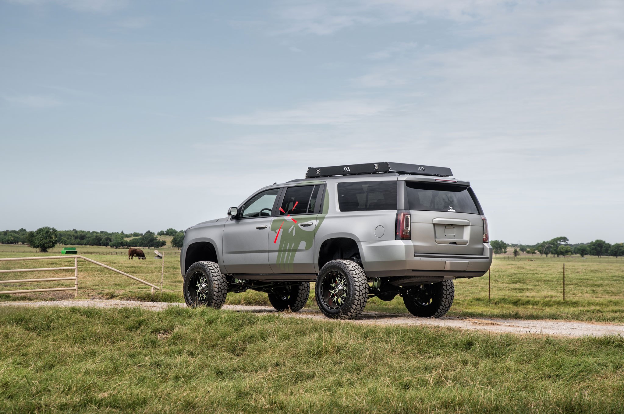 Chevrolet Suburban 2018 off Road