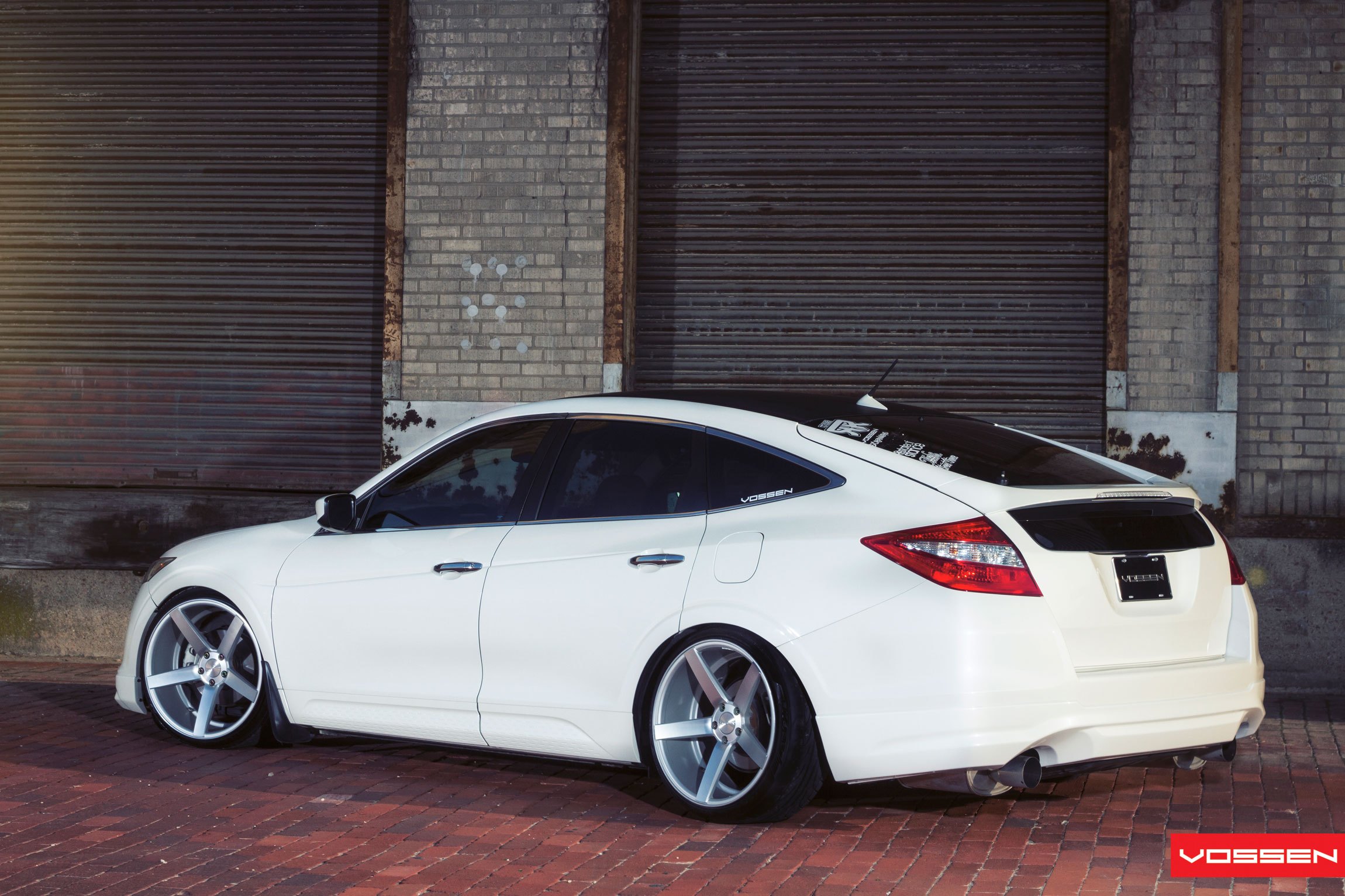 Honda Accord White Wheels