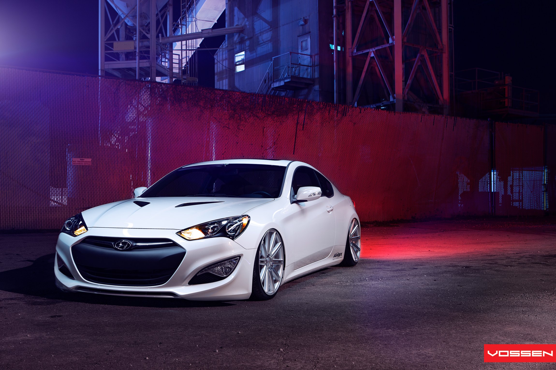 Тюнингованный хендай. Hyundai Genesis Coupe. Hyundai Genesis Coupe 2013 Tuning. Solaris и Genesis Coupe. Хендай Дженезис купе.