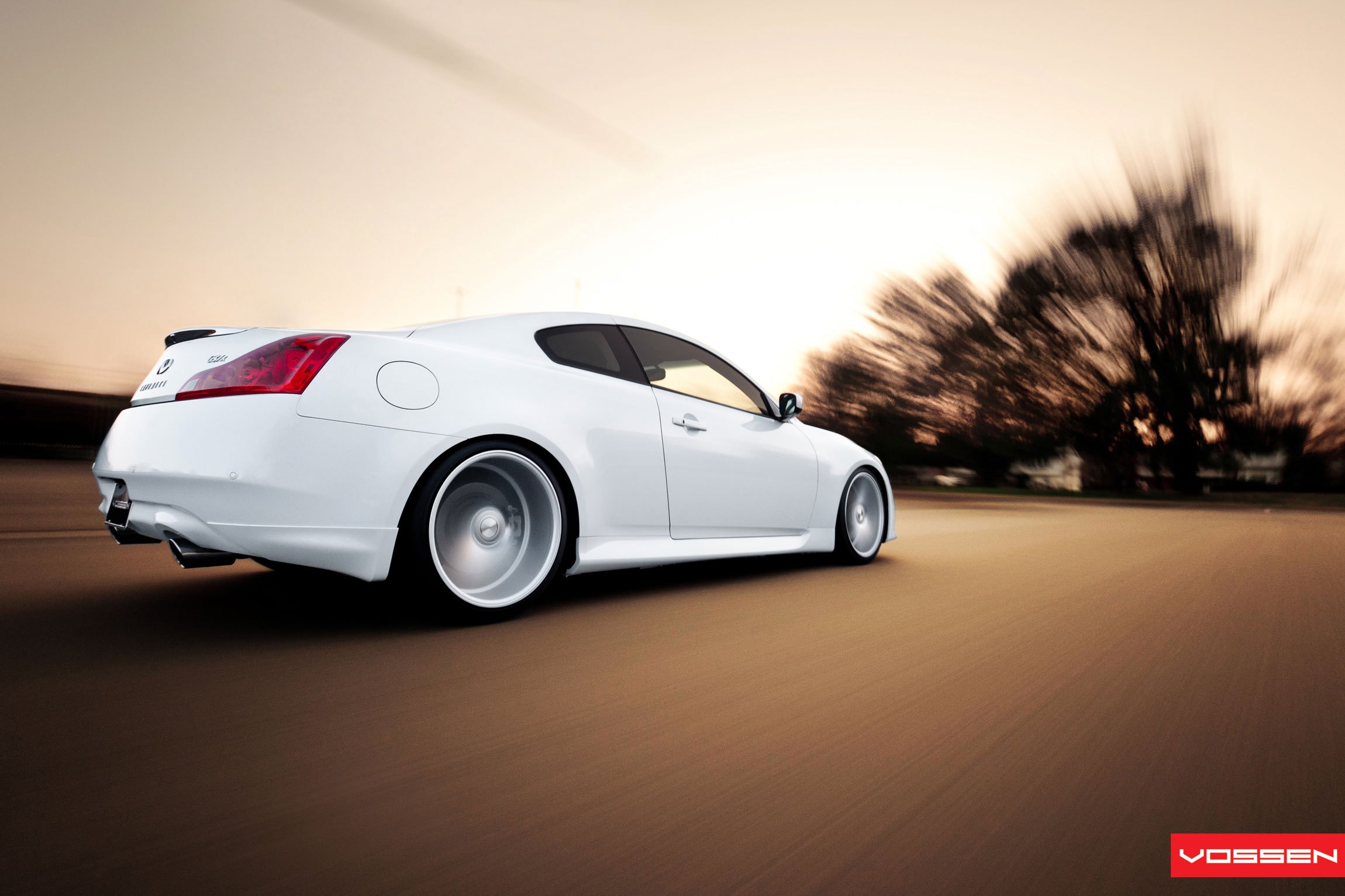 Infiniti g37 Coupe White