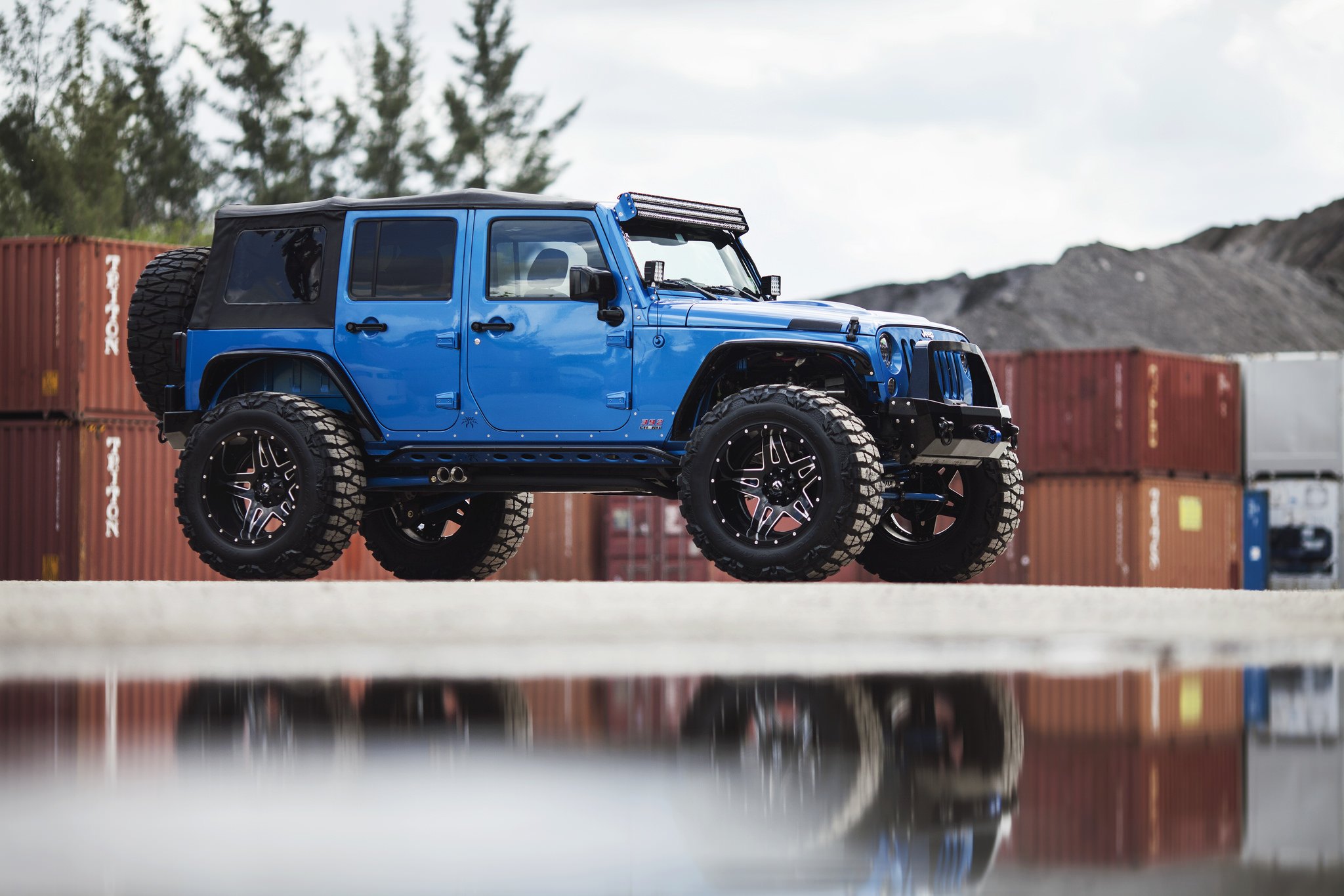 Jeep Wrangler 22 Wheels