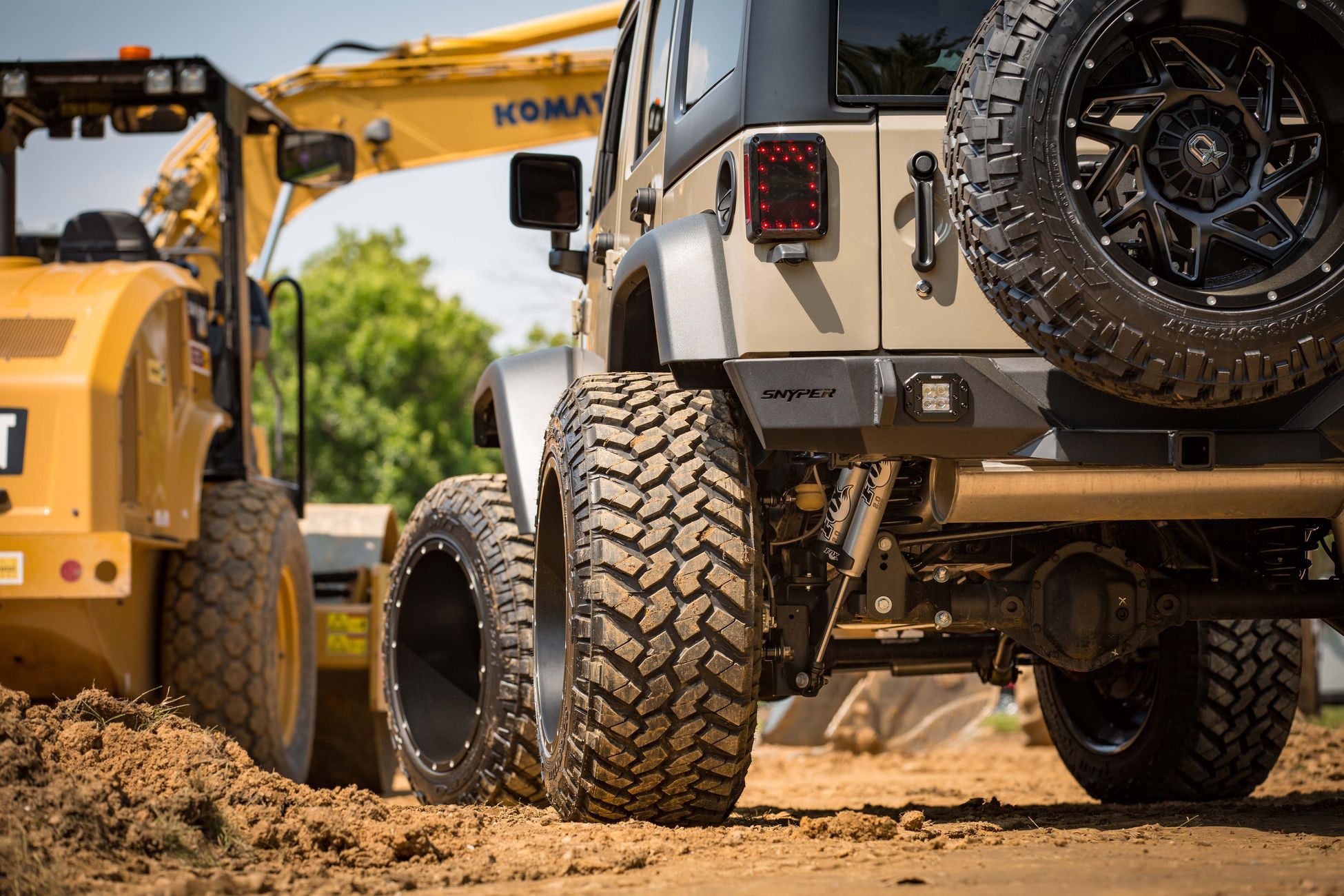 Beige Jeep Wrangler with Snyper Rear Bumper - Photo by CARiD
