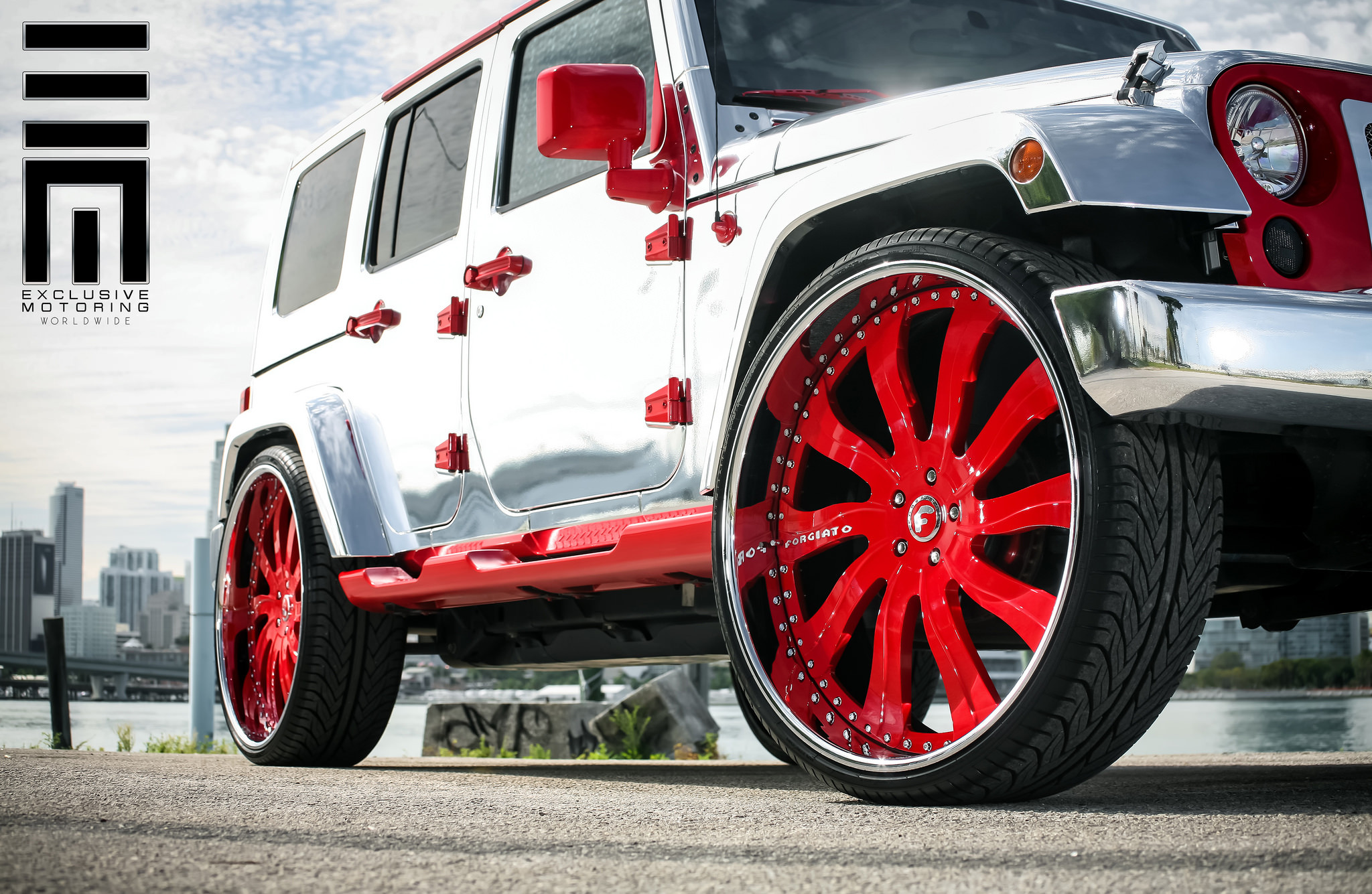 Jeep Wrangler Unlimited Red Side Steps - Photo by Exclusive Motoring