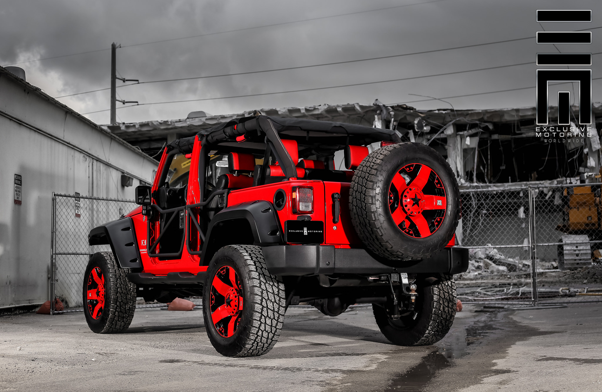 Jeep JK With Black Bushwacker Fender Flares  - Photo by Exclusive Motoring