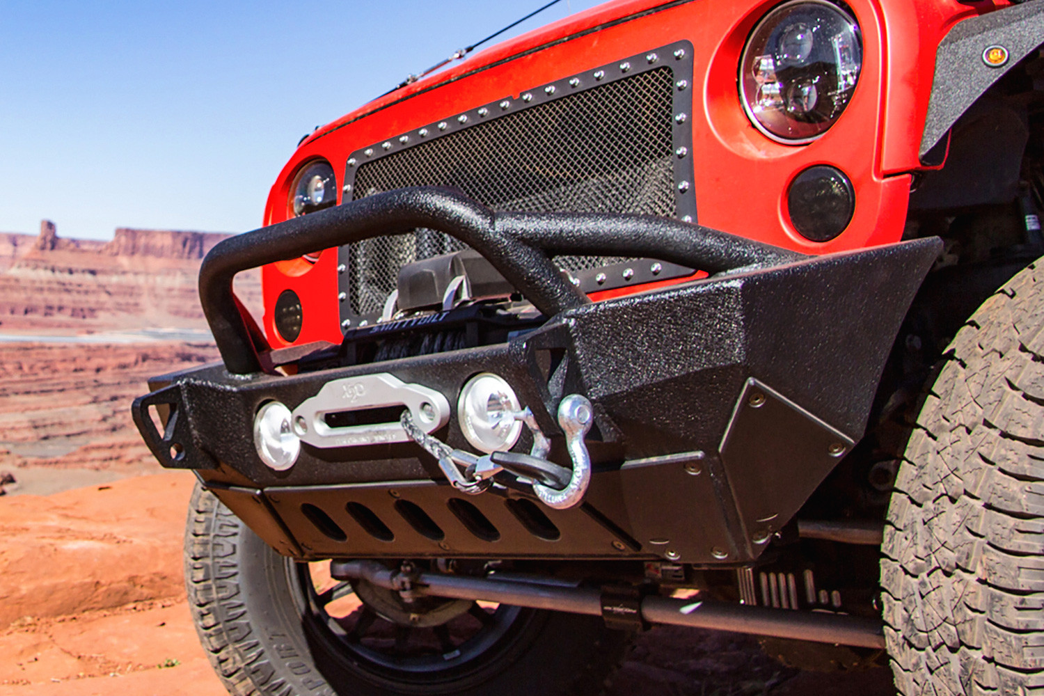 Smittybilt Off-road Bumper With Prerunner Bar - Photo by Smittybilt