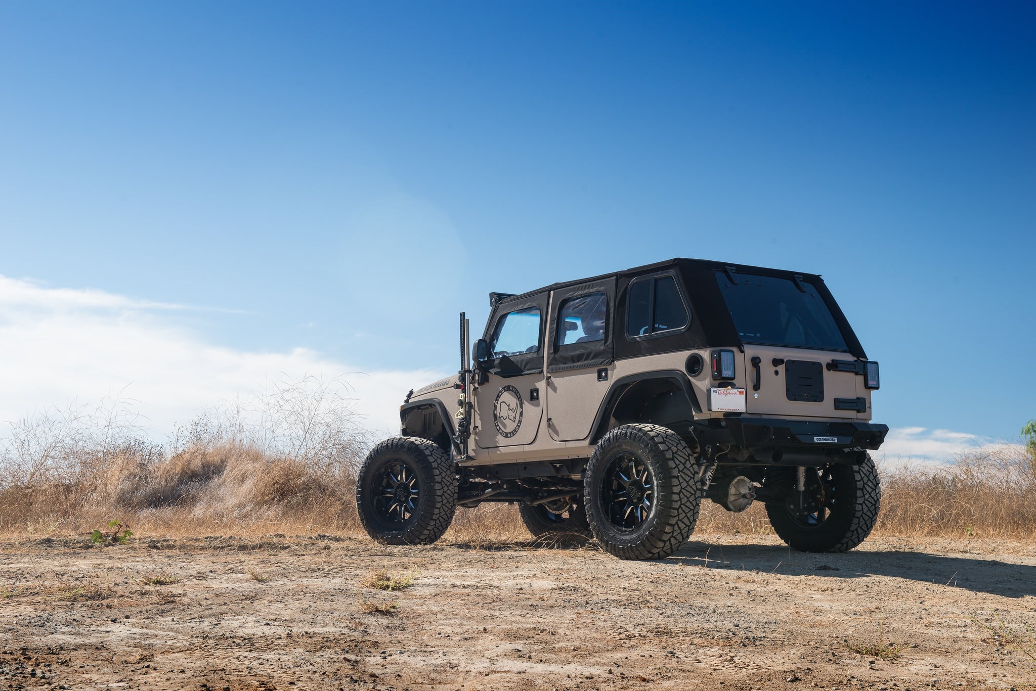 Gray Jeep Wrangler with Fox Suspension System - Photo by Black Rhino