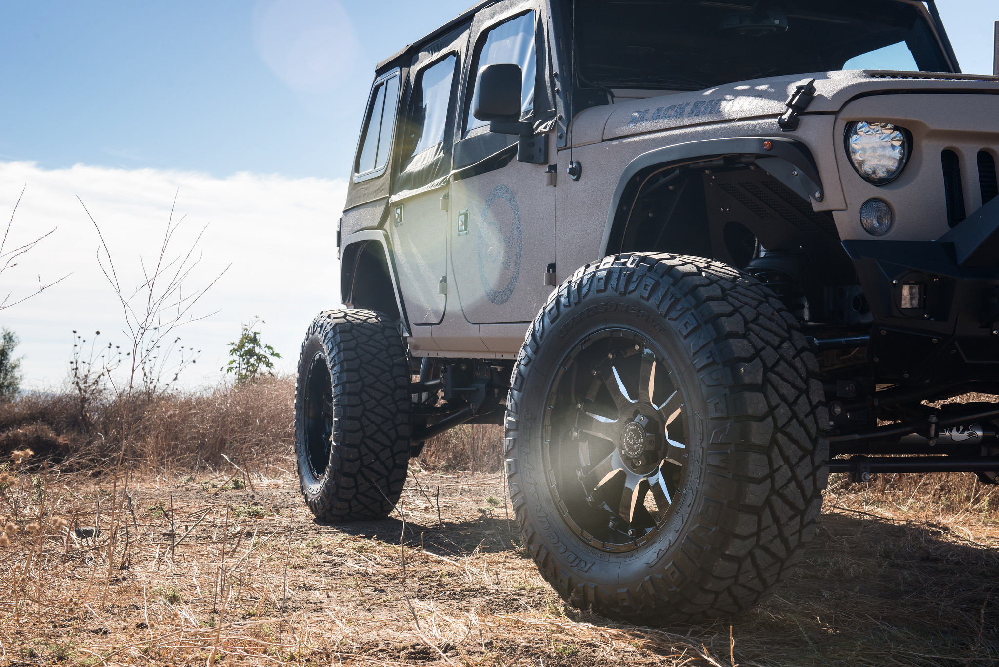Black Rhino Wheels on Custom Gray Jeep Wrangler - Photo by Black Rhino