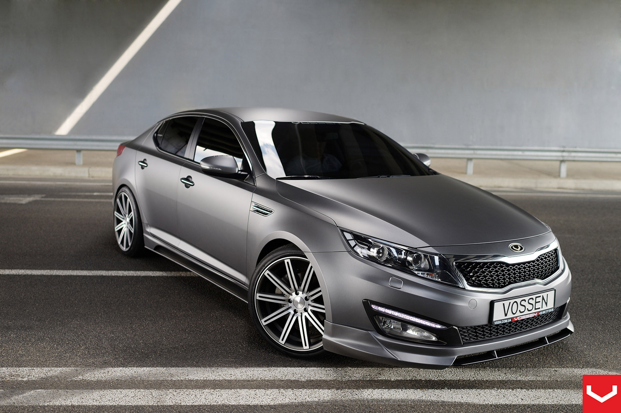 Kia Optima with Aftermarket Chrome Grille - Photo by Vossen