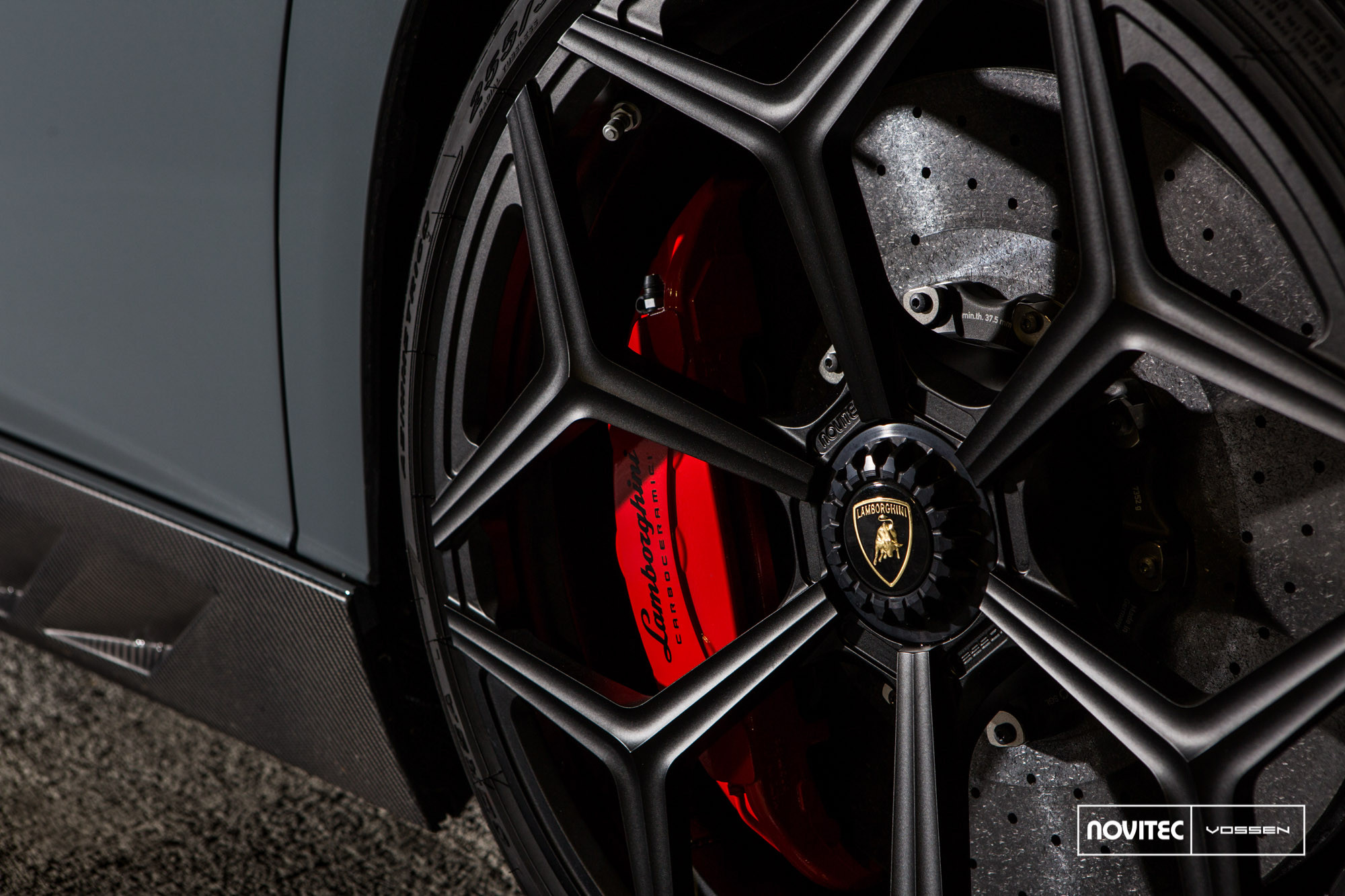Novitec X Custom Wheels on Lamborghini Aventador  - Photo by Vossen