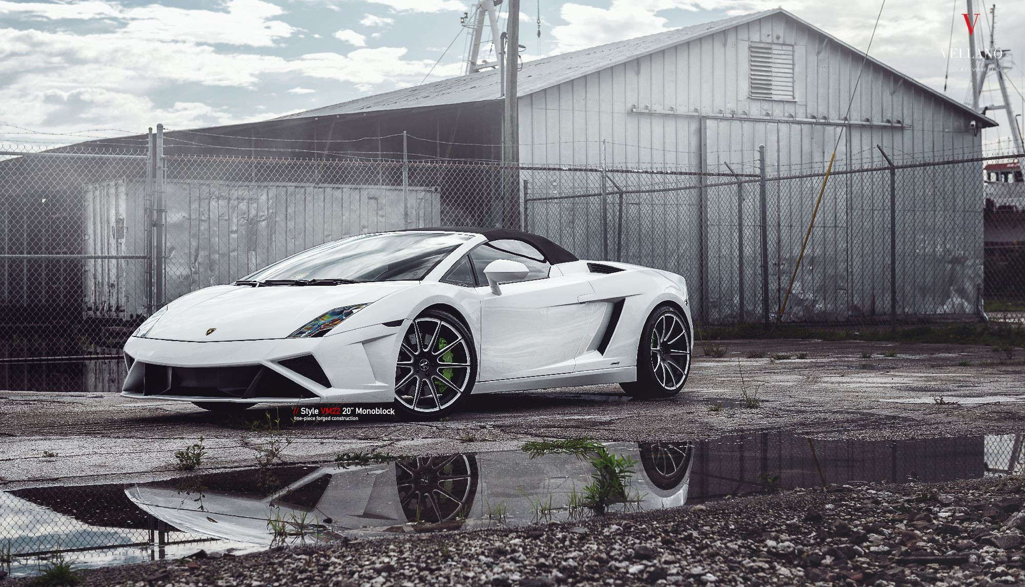White Lamborghini Gallardo with Aftermarket Side Scoops - Photo by Vellano