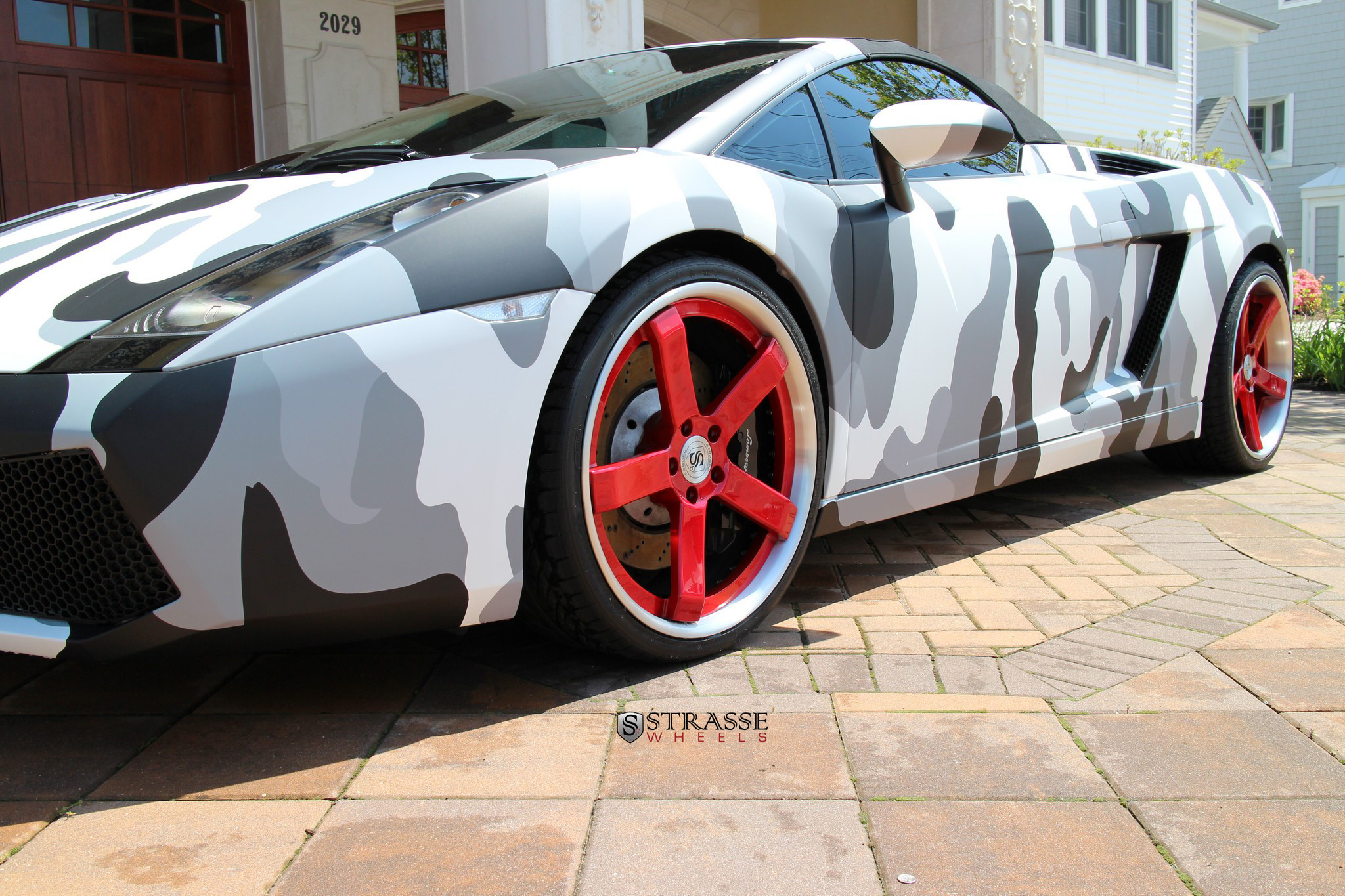 Gloss Red Strasse Wheels on Camo Lamborghini Gallardo - Photo by Strasse Forged
