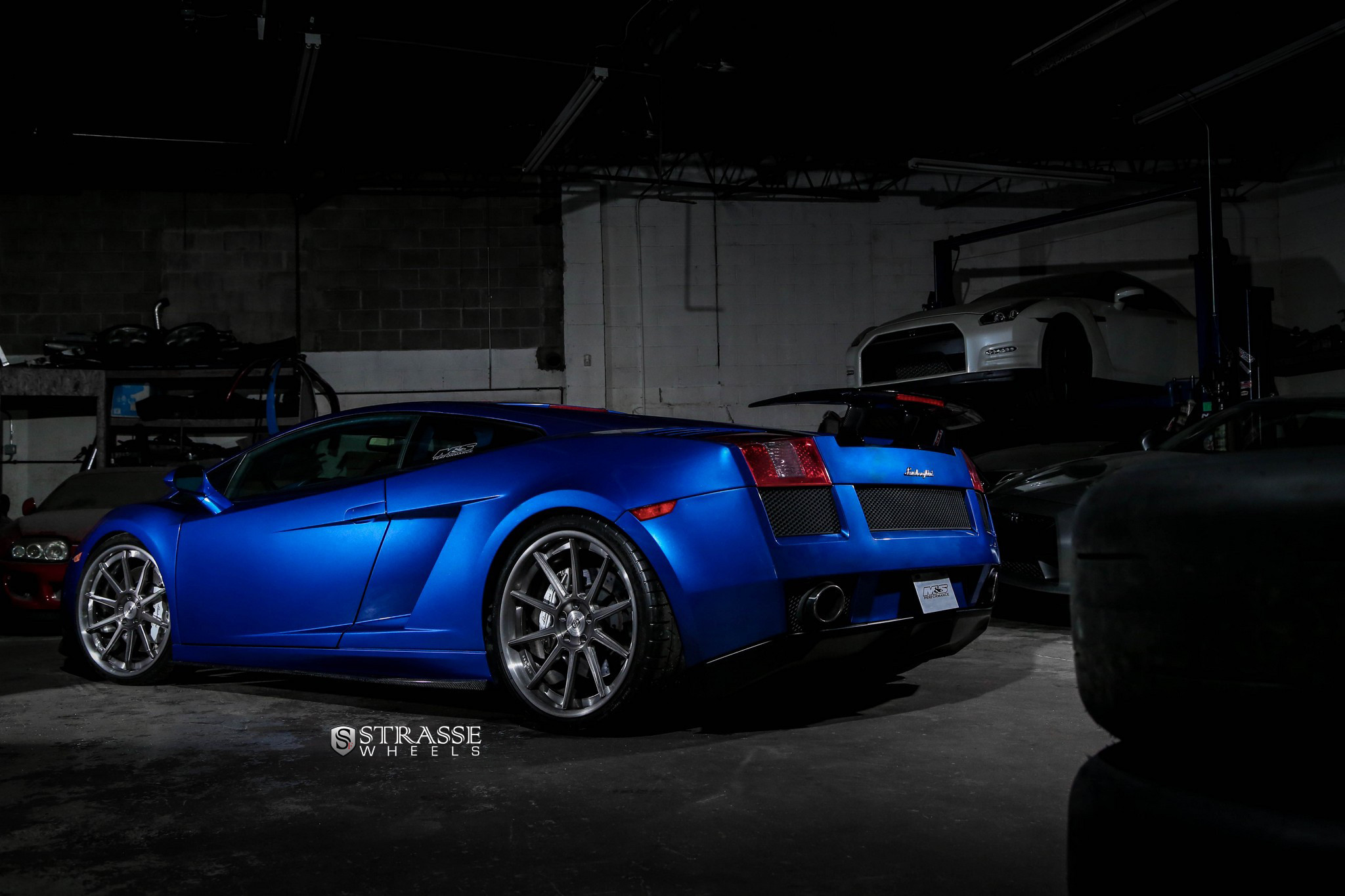 Large Wing Spoiler on Blue Lamborghini Gallardo - Photo by Strasse Forged