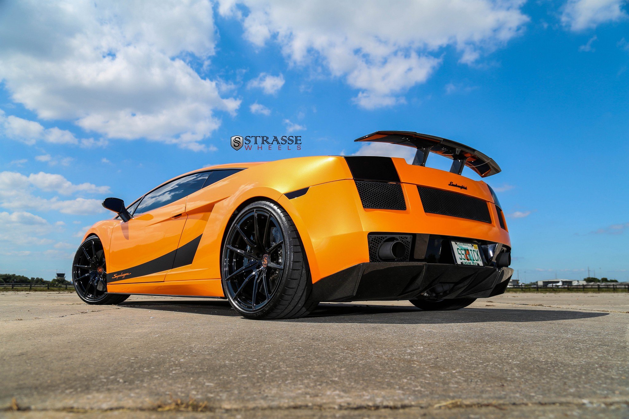 Lamborghini Gallardo lp570 4 Superleggera оранжевая