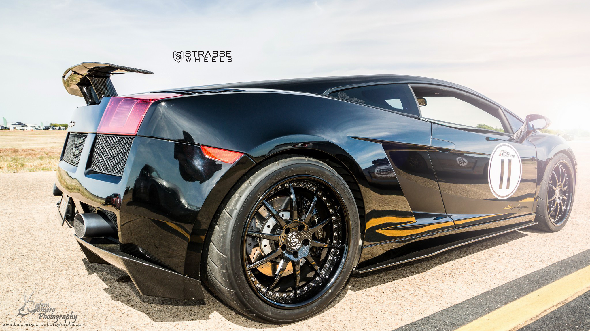 Black Lamborghini Gallardo with Carbon Fiber Rear Diffuser - Photo by Strasse Forged