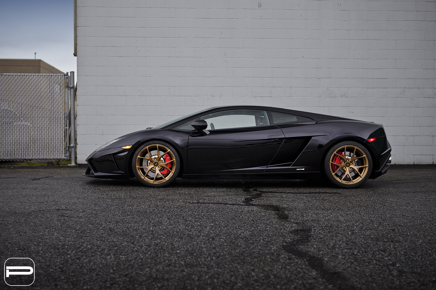 Custom Black Lamborghini Gallardo Side Scoops - Photo by PUR Wheels