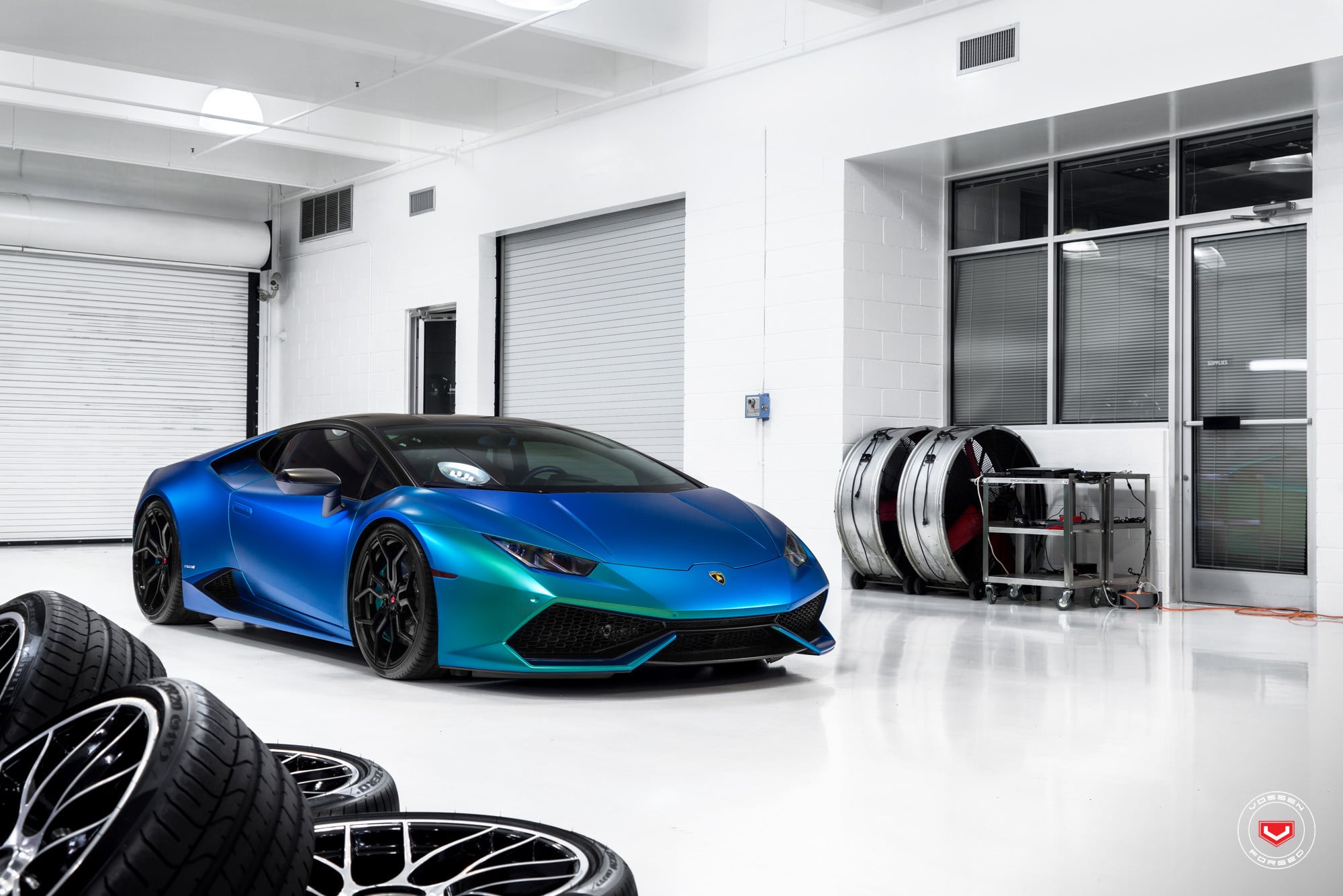 Chameleon Lamborghini Huracan with Custom Front Bumper - Photo by Vossen