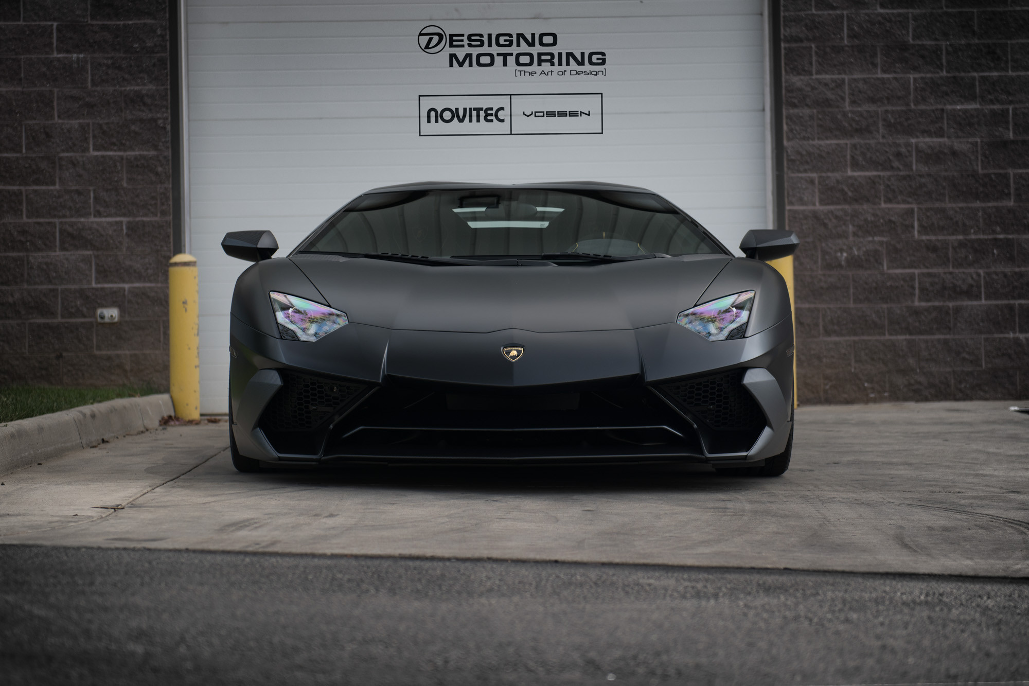 Custom Black Lamborghini Huracan with Vossen Wheels - Photo by Vossen